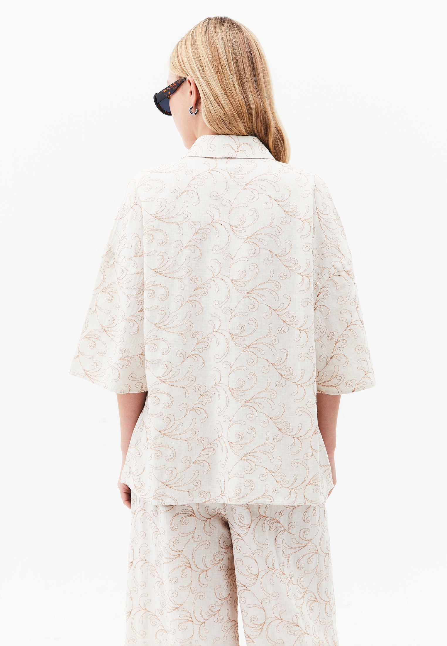 Shirt Collar Embroidered Tunic Shirt - FLOWER COMB