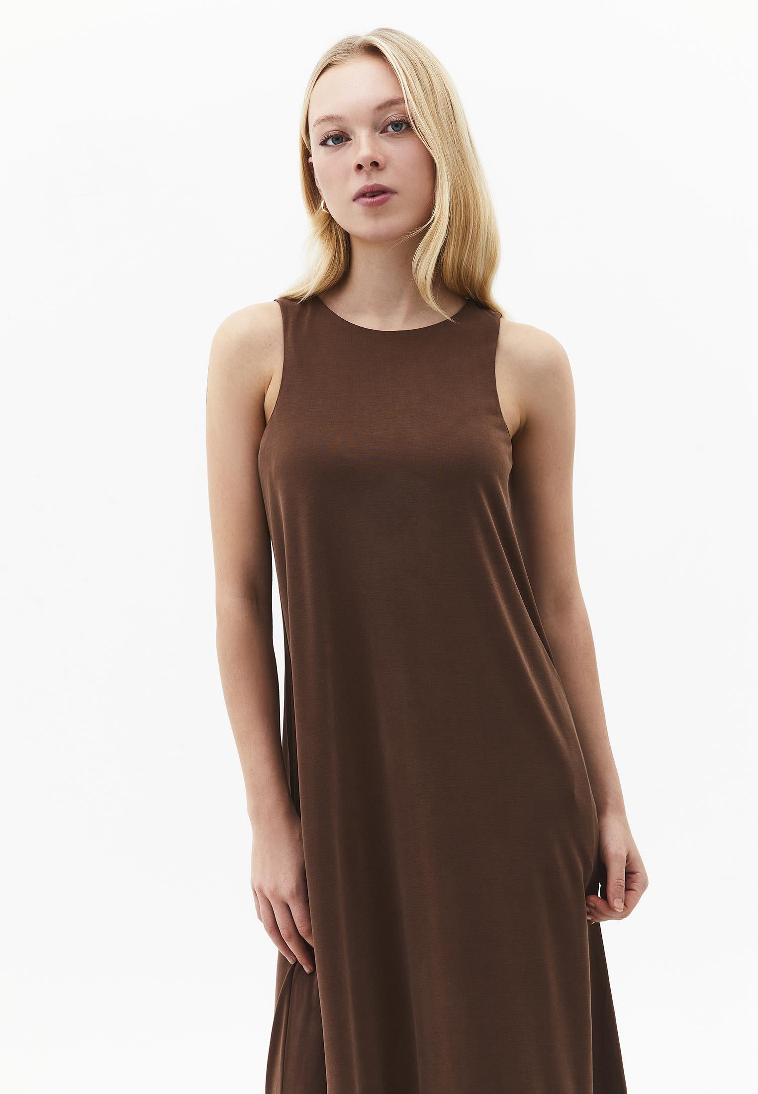 Halter Neck A-Line Midi Dress - FONDUE FUDGE