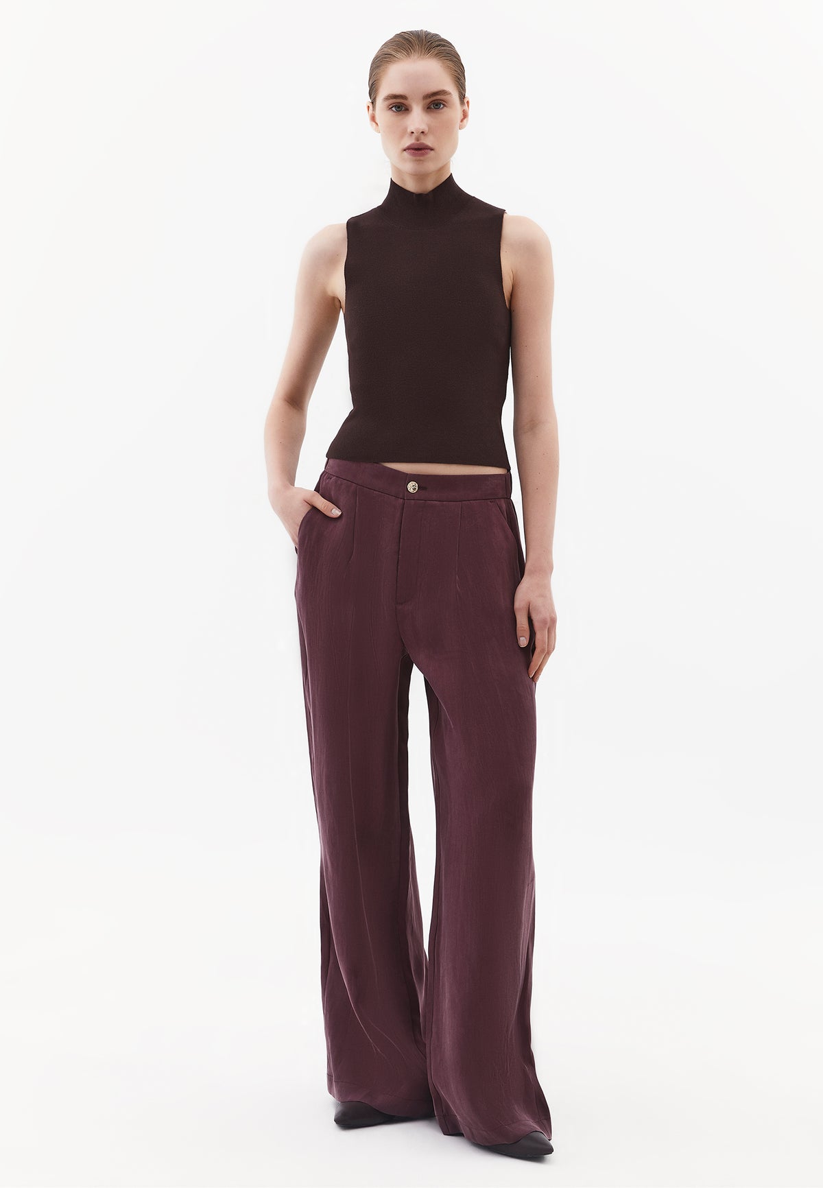 Wide Leg High Waist Buttoned Pants - Burgundy