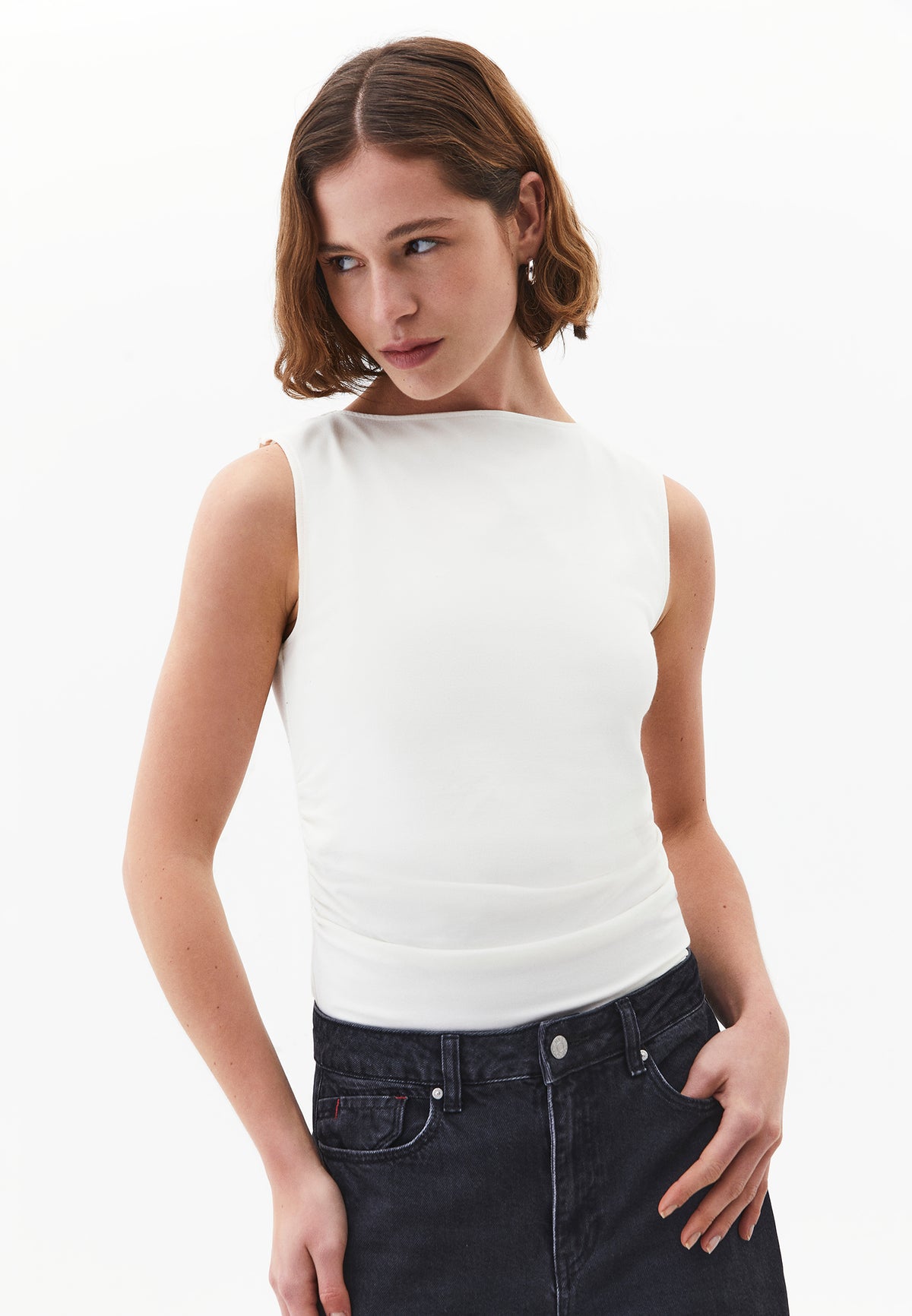 Boat Neck Bodycon Tank Top - Cream