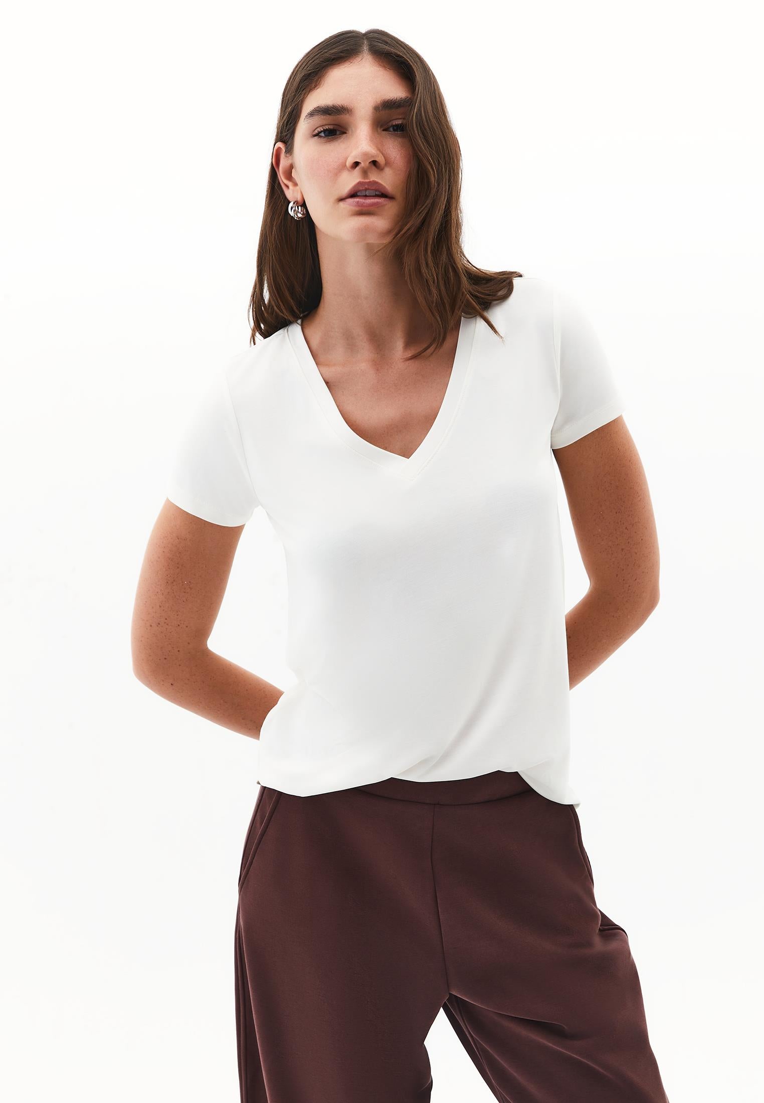 V Neck Slim Fit Short Sleeve T-Shirt - ICE MILK