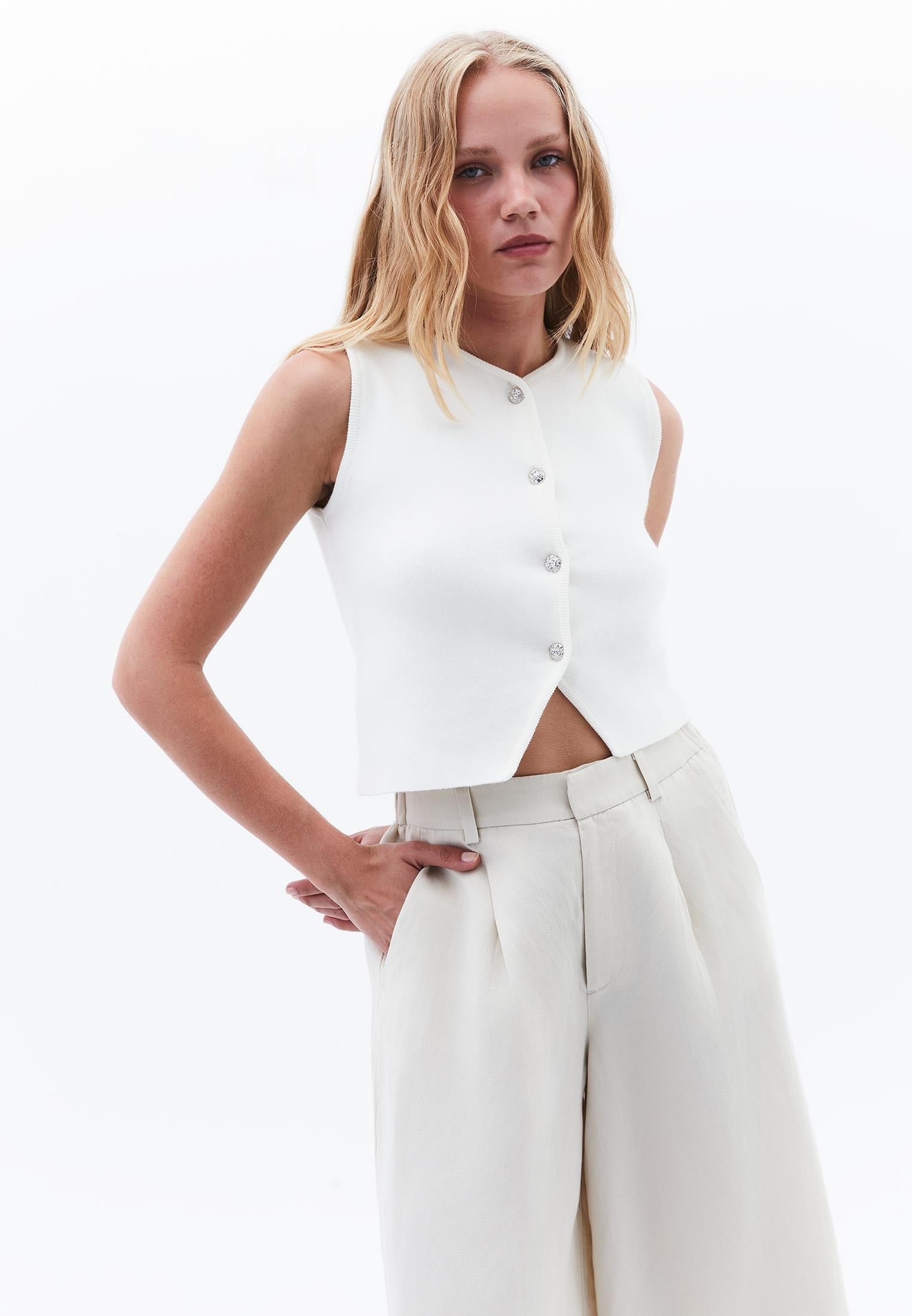 Button Collared Vest - ICE MILK