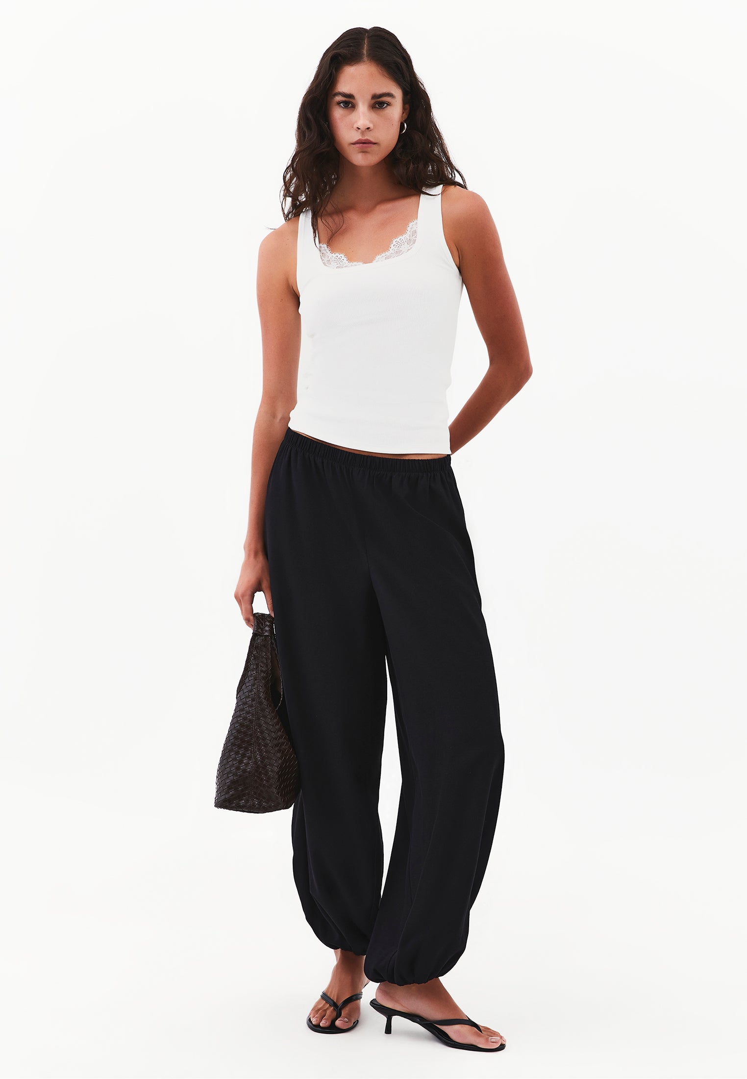Sleeveless Bodycon Tank Top with Square Neckline - ICE MILK