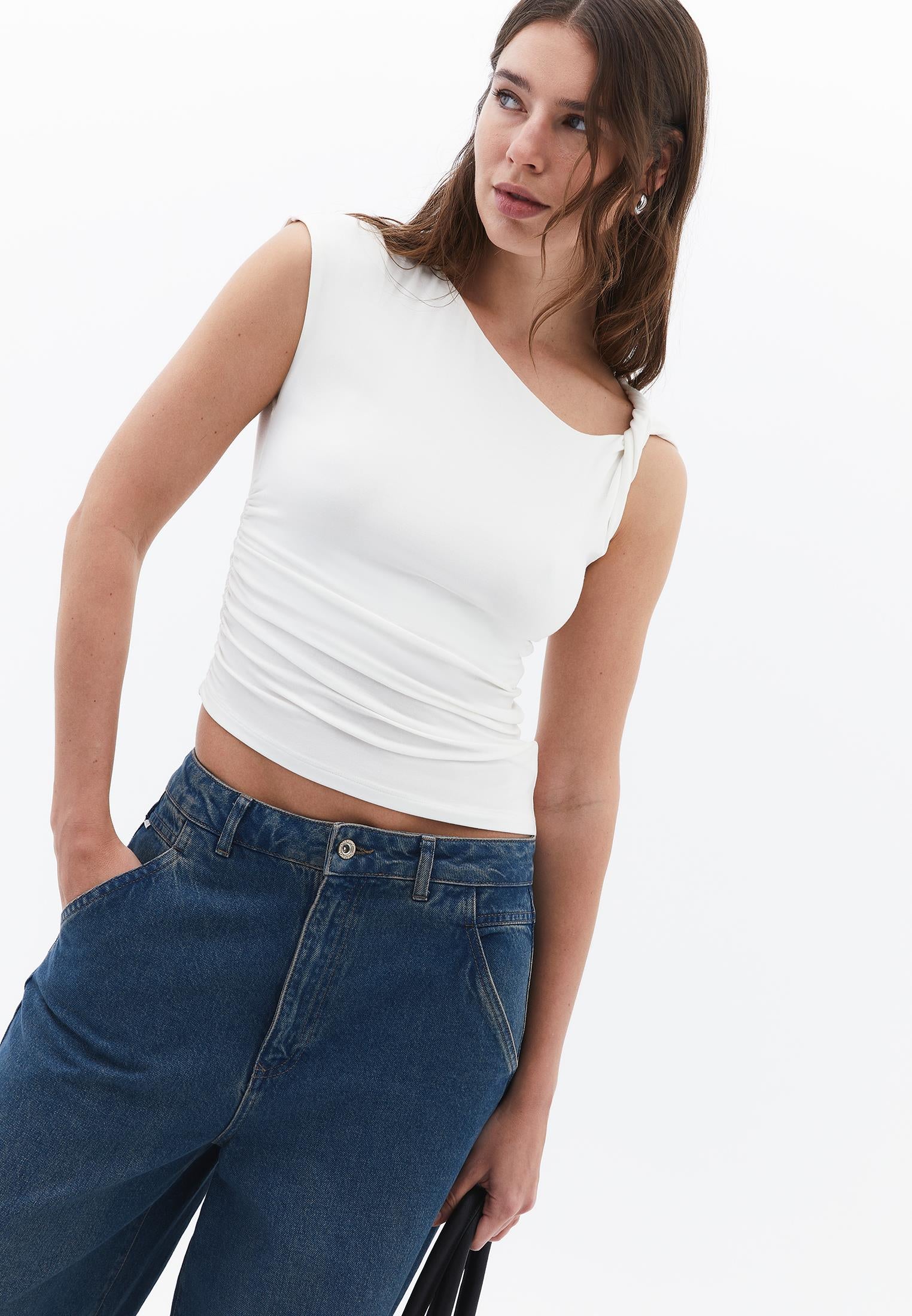 Asymmetric Blouse - ICE MILK