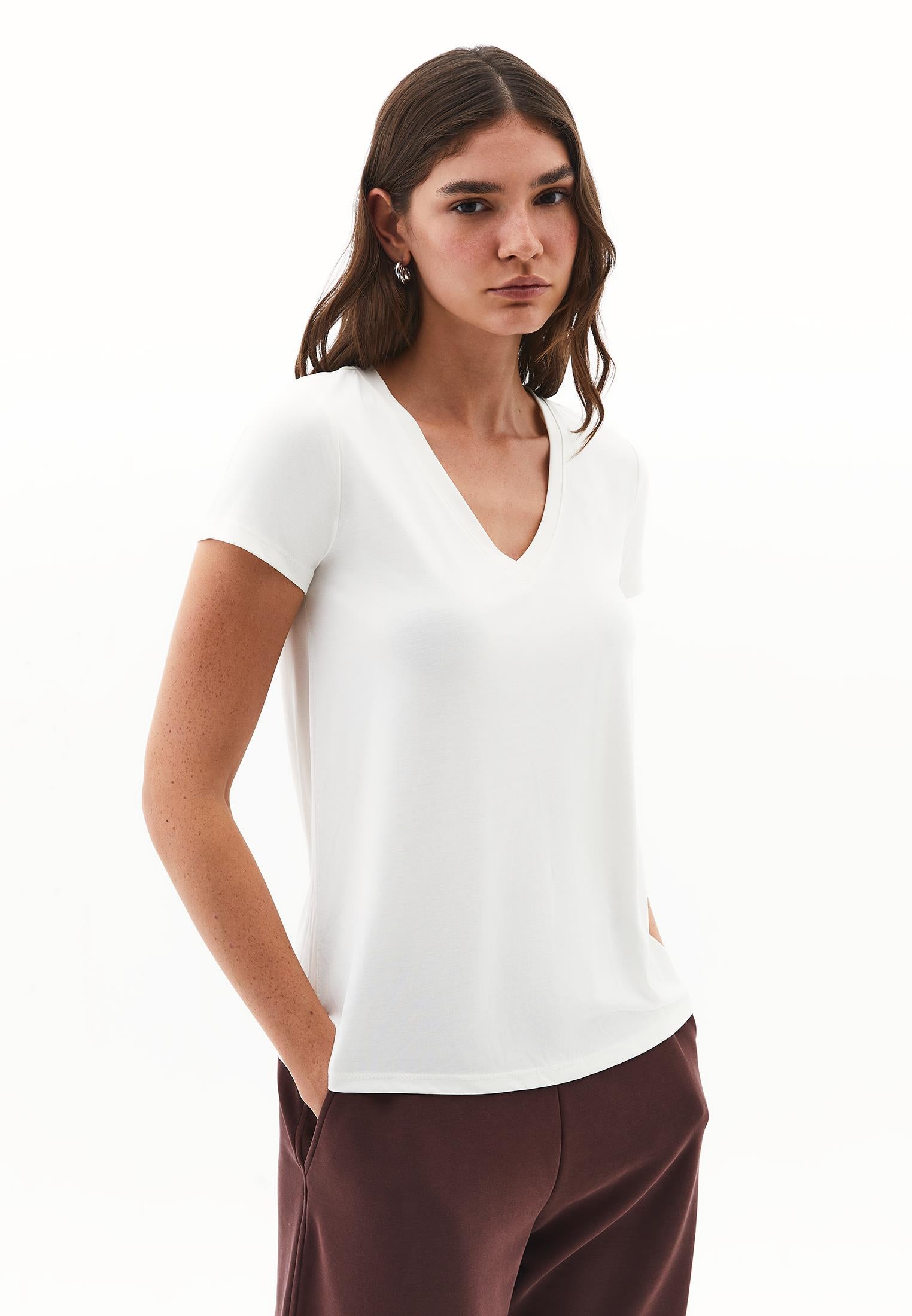 V Neck Slim Fit Short Sleeve T-Shirt - ICE MILK