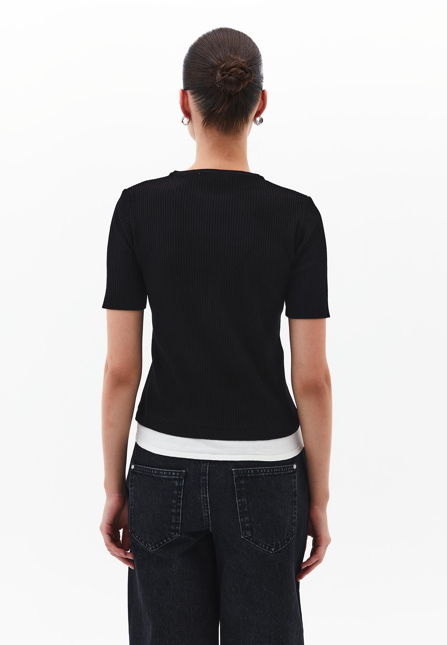 Comfortable Crew Neck T-Shirt - BLACK/ICE MILK
