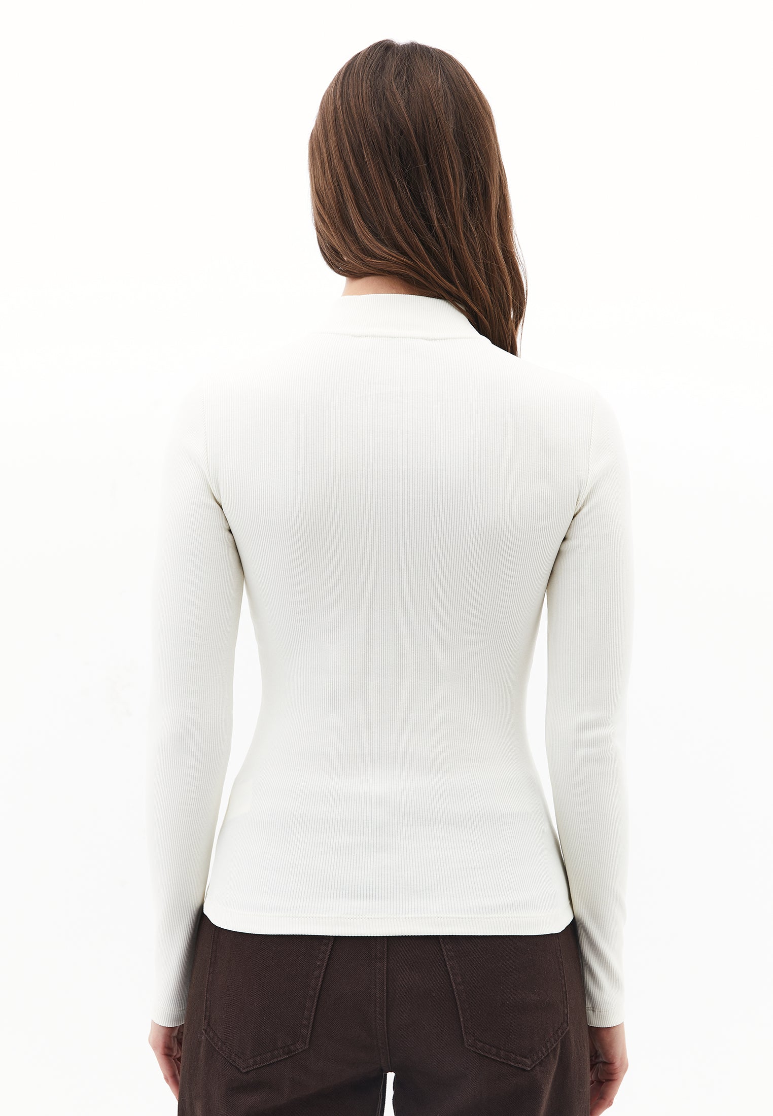 Zipper detailed high neck t-shirt - ICE MILK