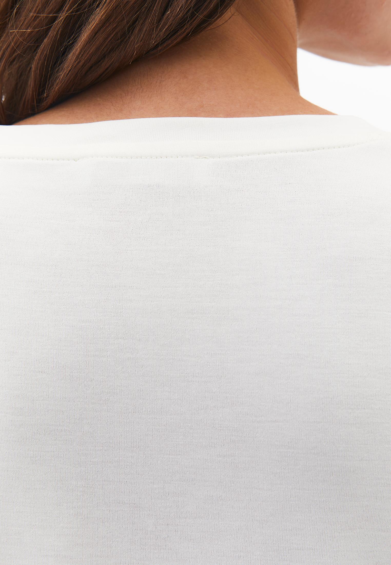 V Neck Slim Fit Short Sleeve T-Shirt - ICE MILK