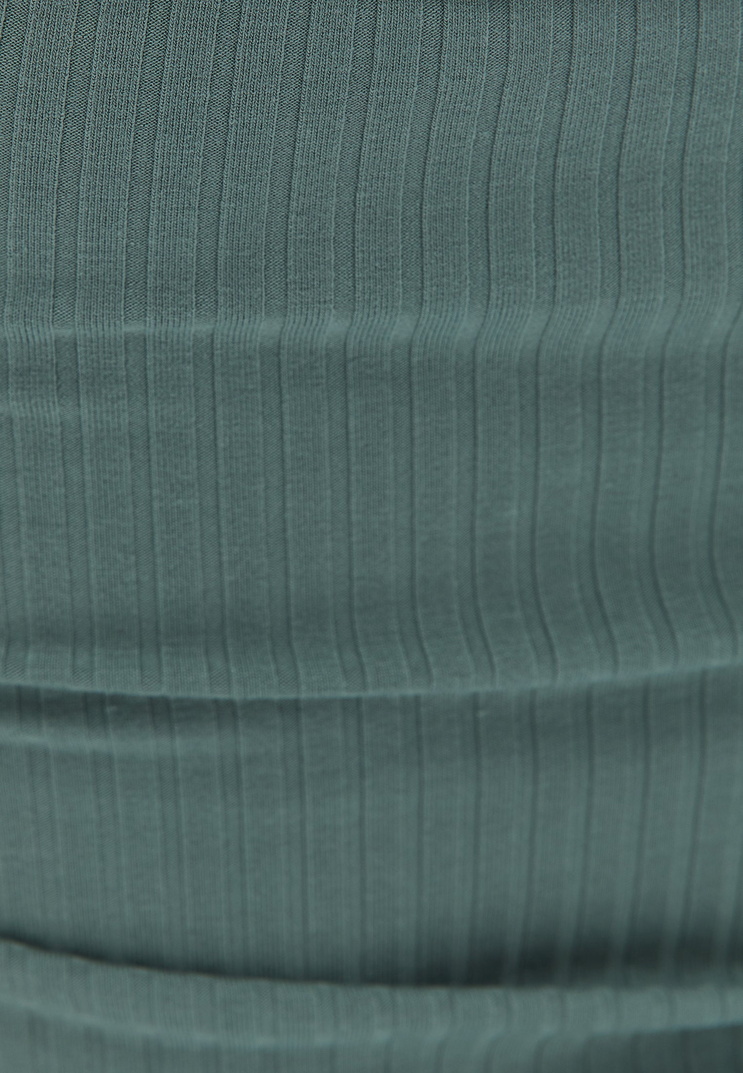 SQUARE NECK VISCOSE TANK TOP - LAUREL WREATH