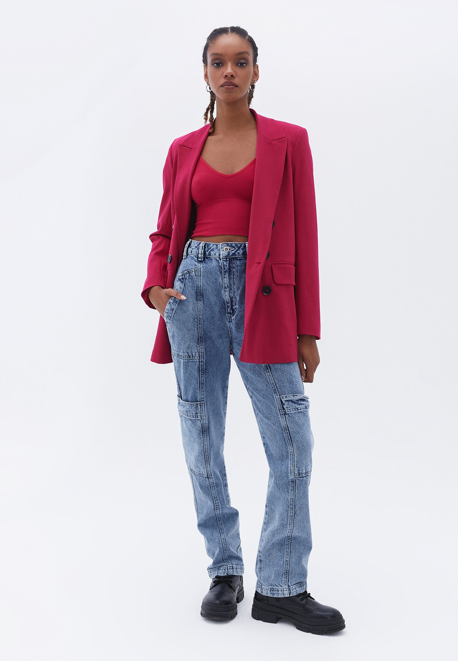 V neck strap crop tank - LOVE POTION