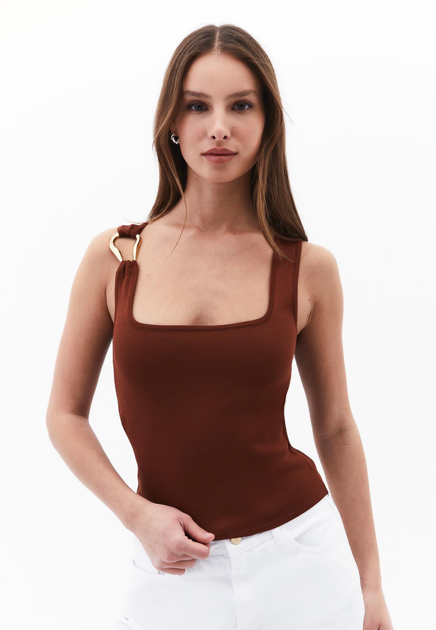 Buckled Crew Neck Tank Top - MAPLE SYRUP