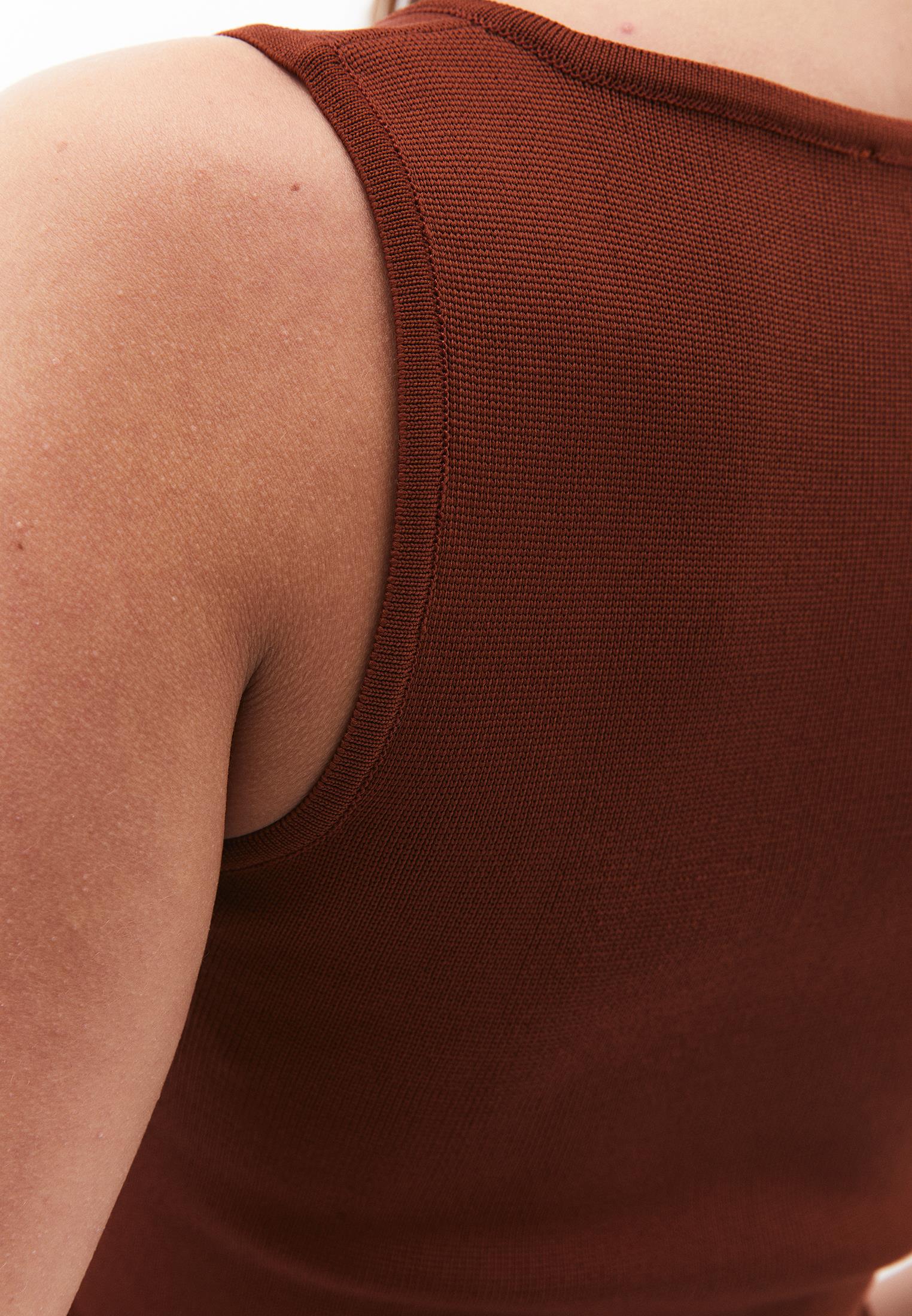 Buckled Crew Neck Tank Top - MAPLE SYRUP