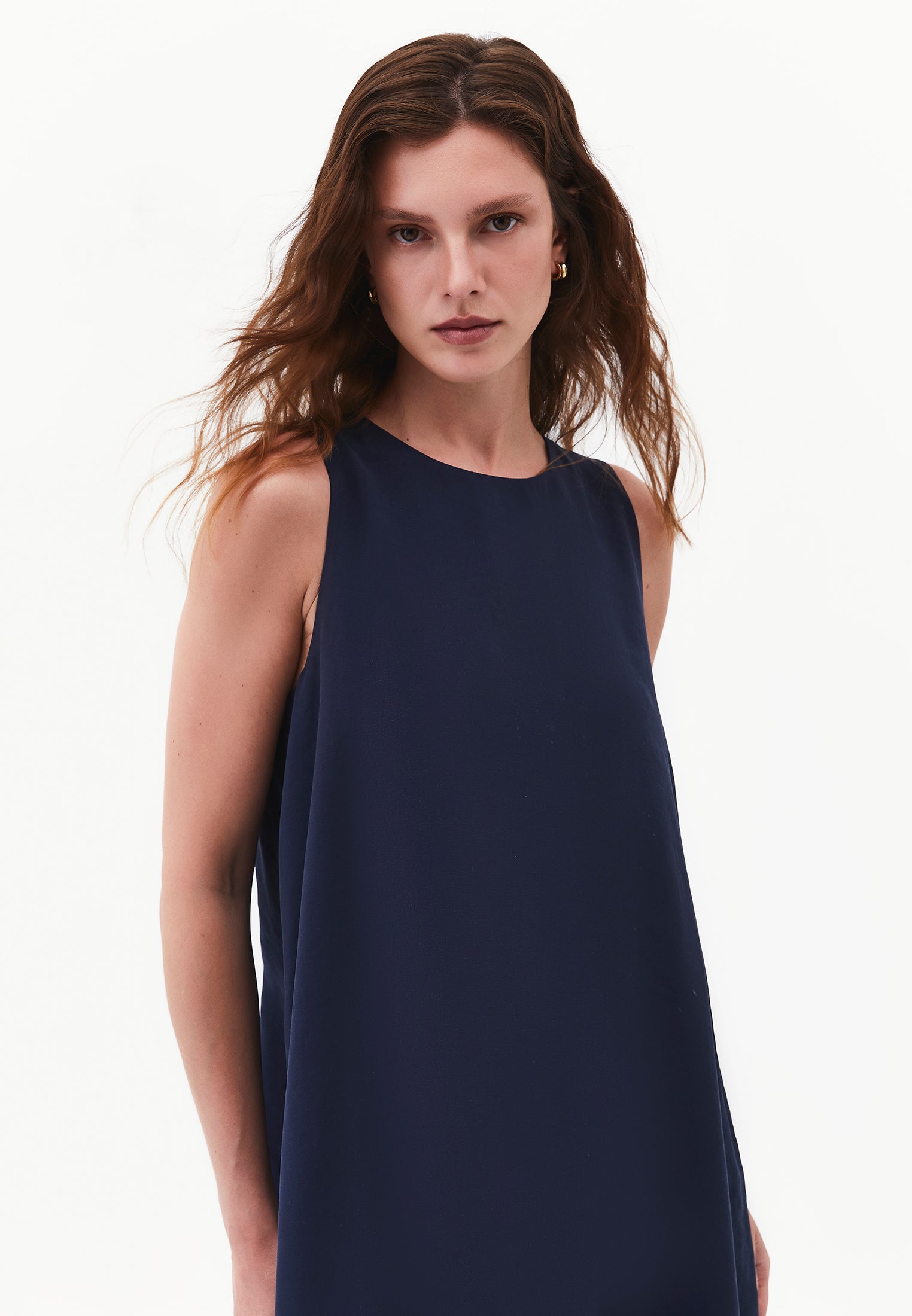 Boat Neck Sleeveless Midi Dress With Pocket Details - MIDNIGHT