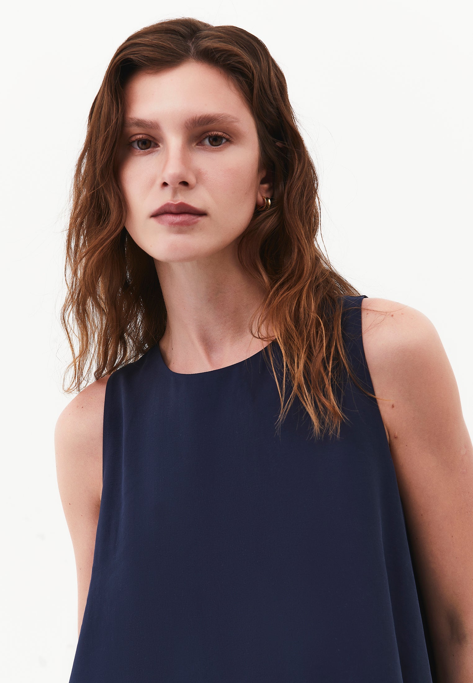 Boat Neck Sleeveless Midi Dress With Pocket Details - MIDNIGHT