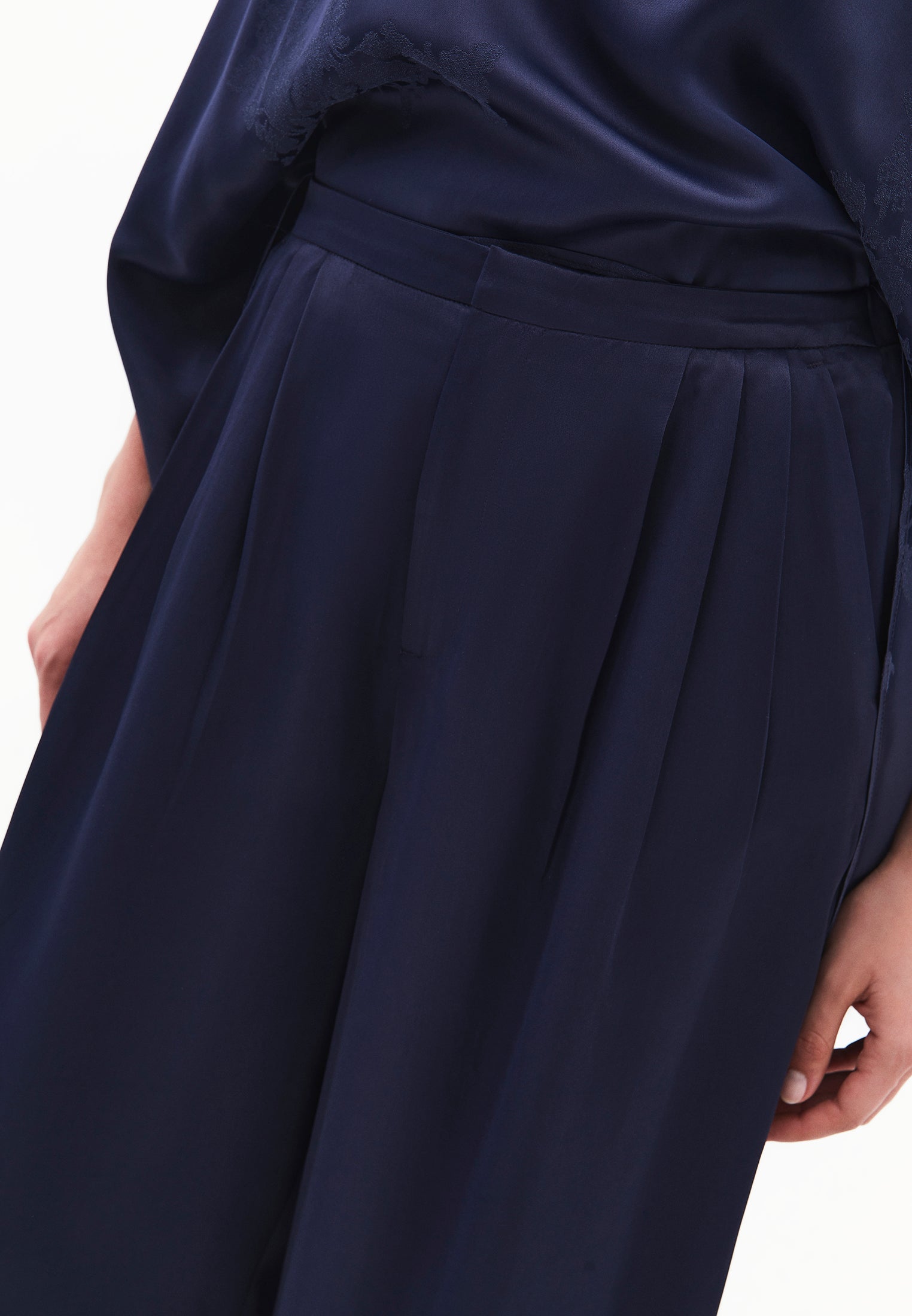 Cropped Wide Leg Culotte Pants - MIDNIGHT