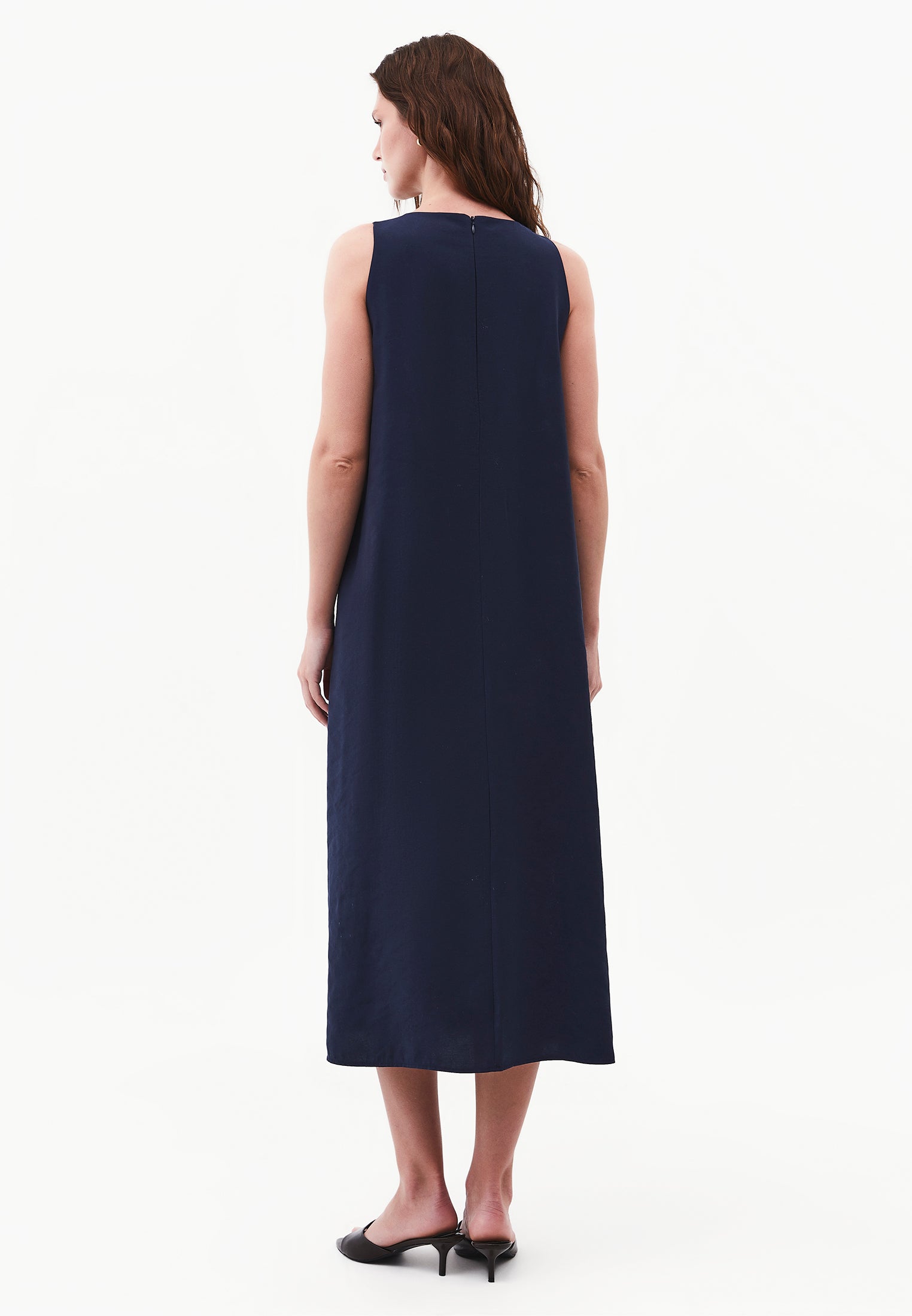 Boat Neck Sleeveless Midi Dress With Pocket Details - MIDNIGHT