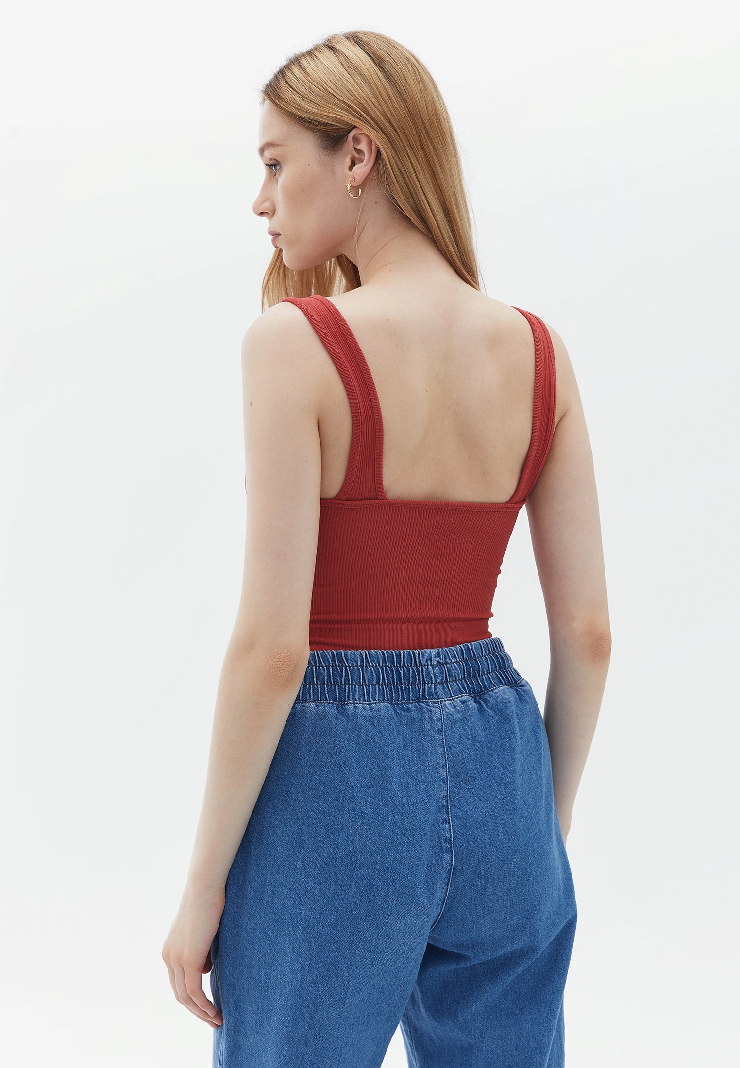 V neck sleeveless tank - MINERAL RED