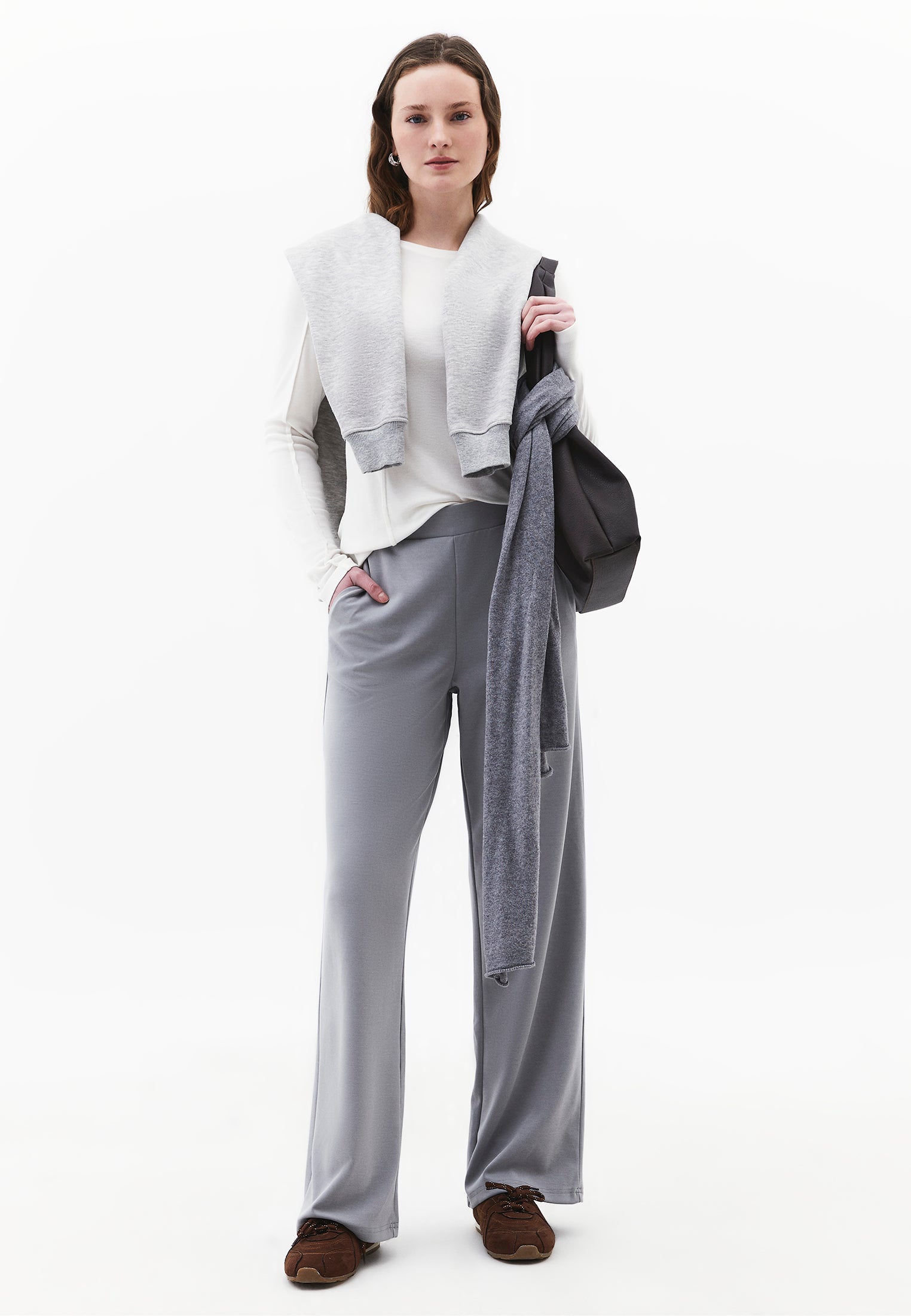 Straight Leg High Waist Sweatpant - MONUMENT