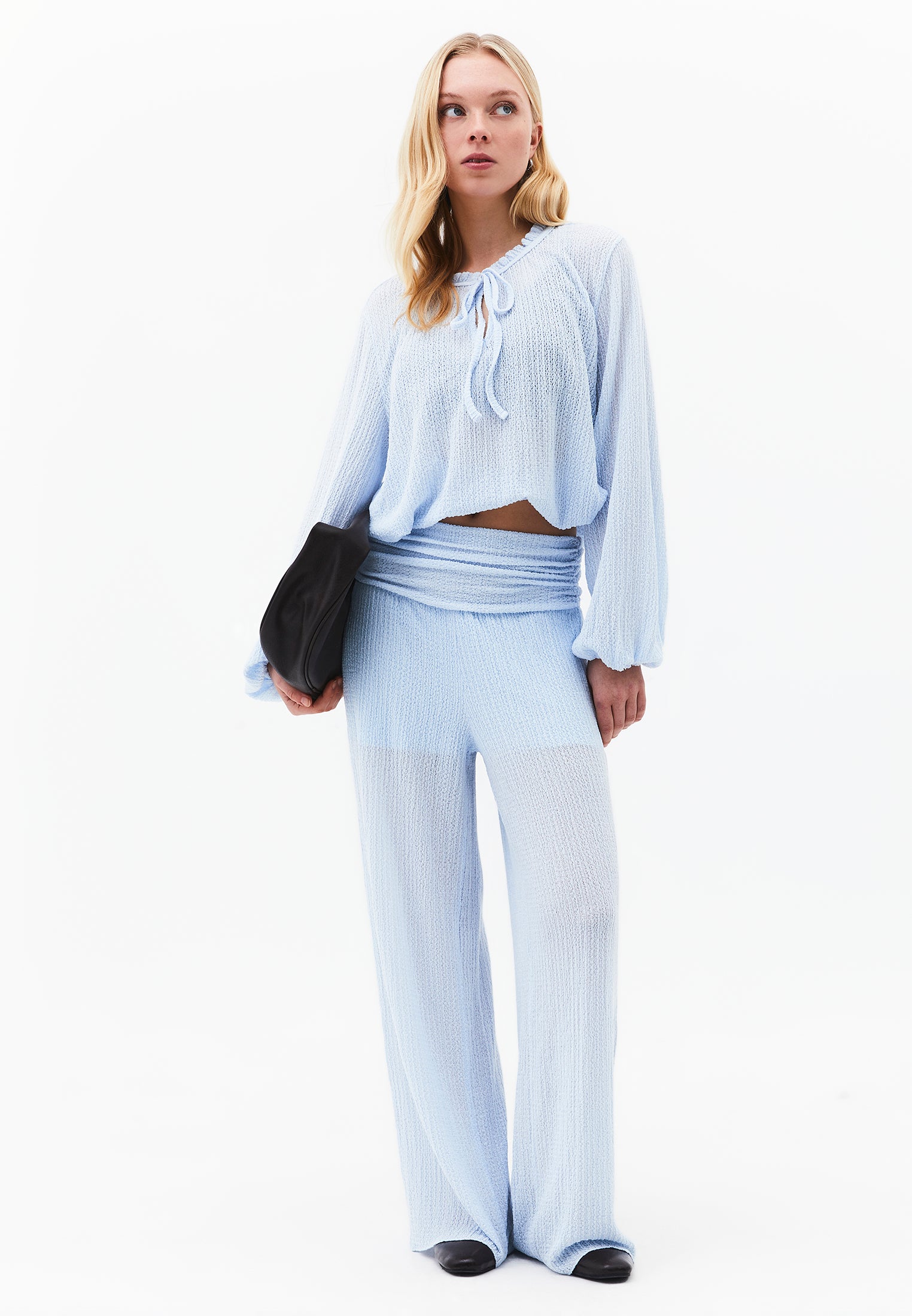 V Neck Balloon Form Blouse - NANTUCKET BREEZE