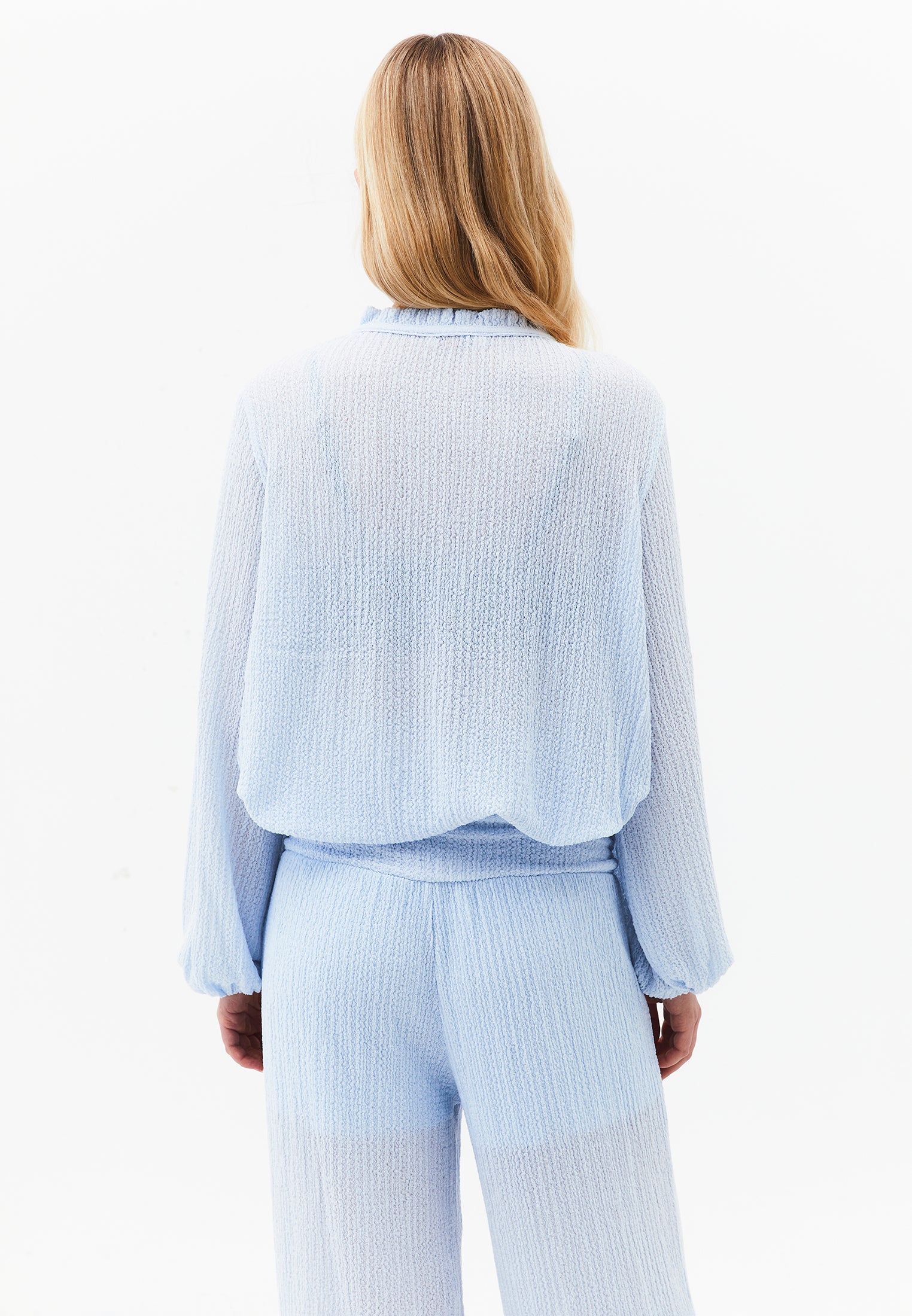 V Neck Balloon Form Blouse - NANTUCKET BREEZE