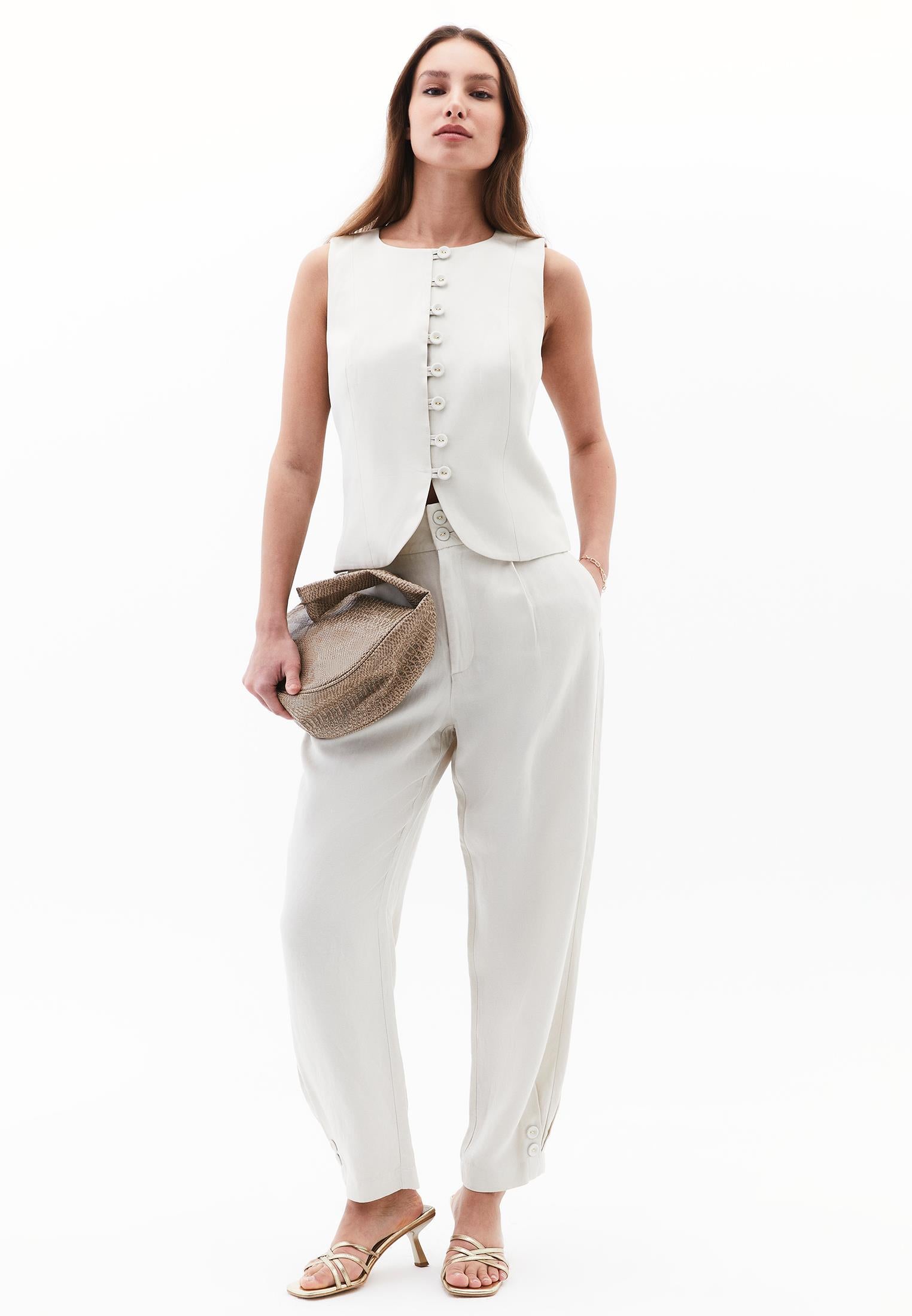 Balloon Form Trousers With Button Details - NATURAL