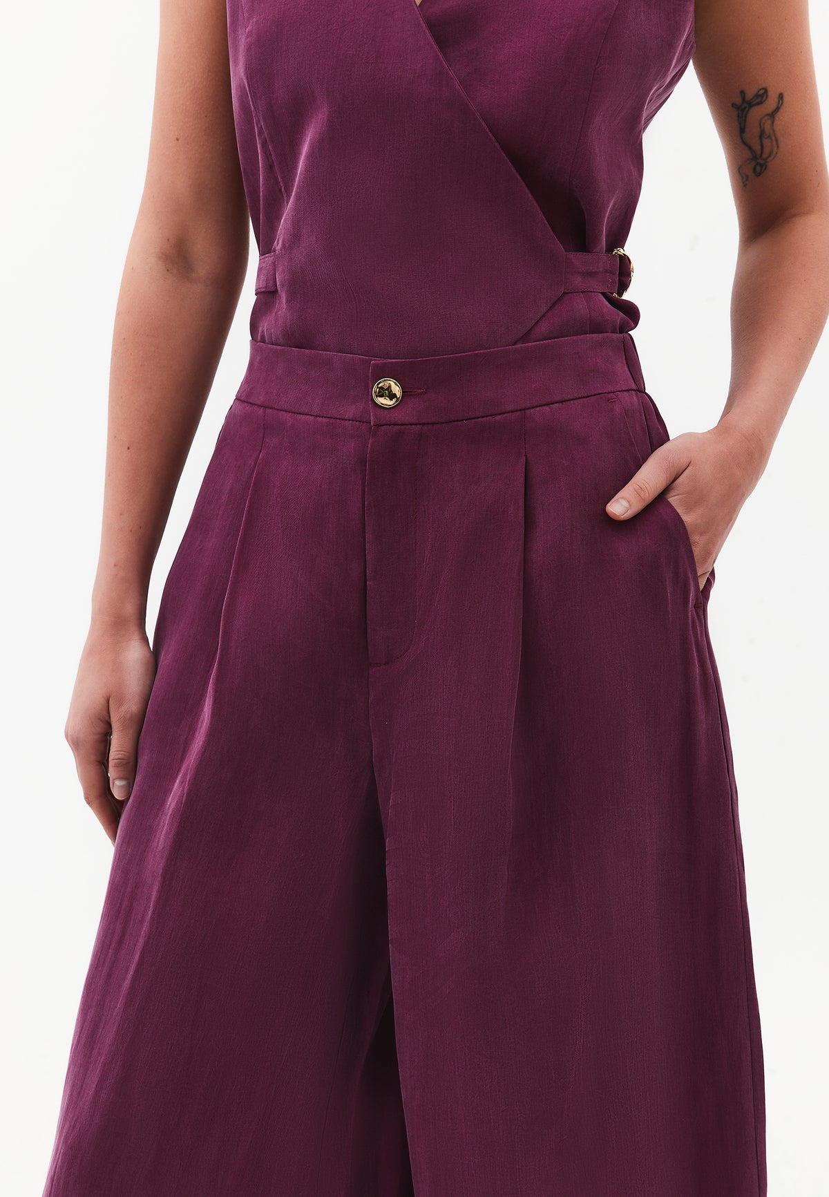 Wide Leg High Waist Trousers with Pleat Details - PURPLE POTION