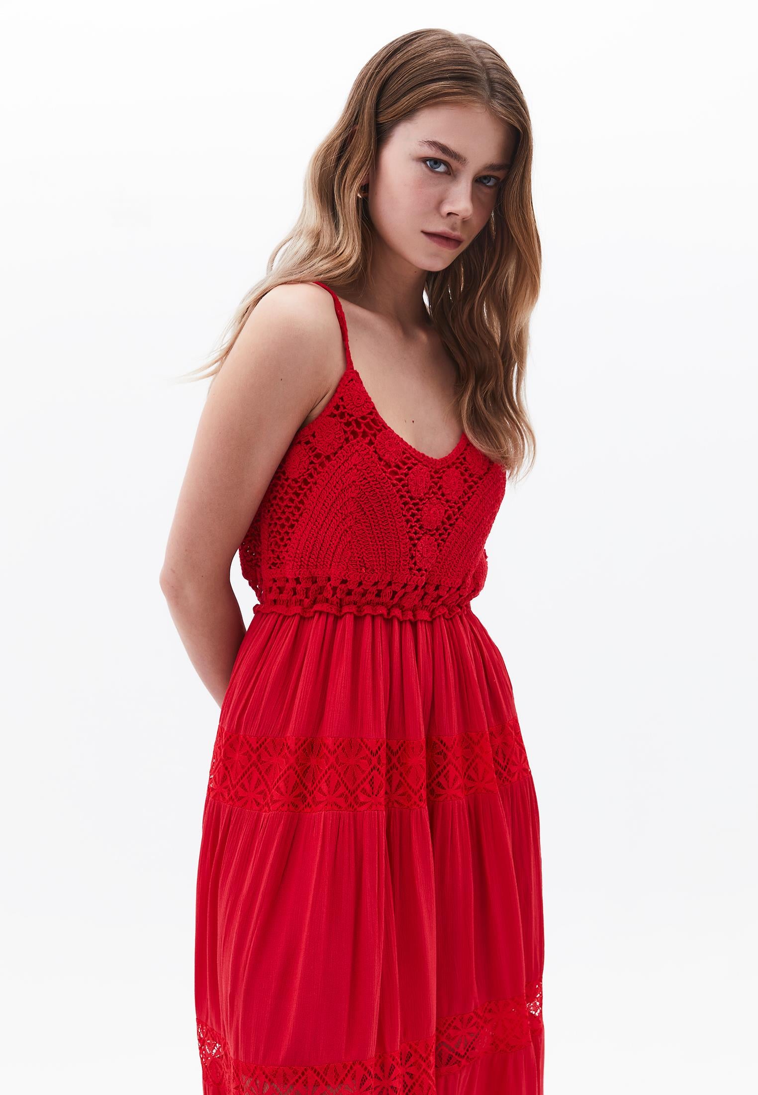 Bohemian Style Deep Neck Dress - RACING RED