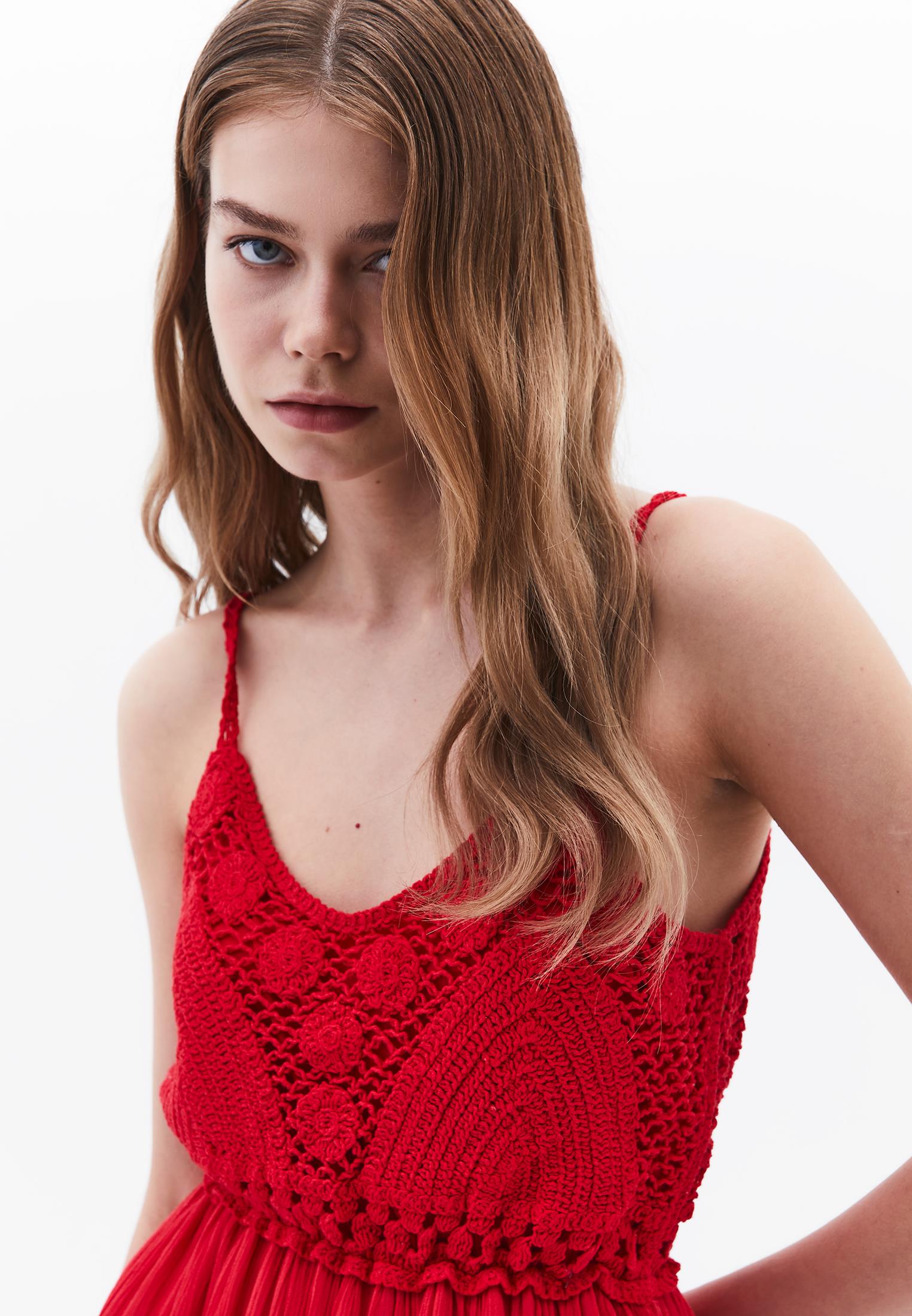 Bohemian Style Deep Neck Dress - RACING RED