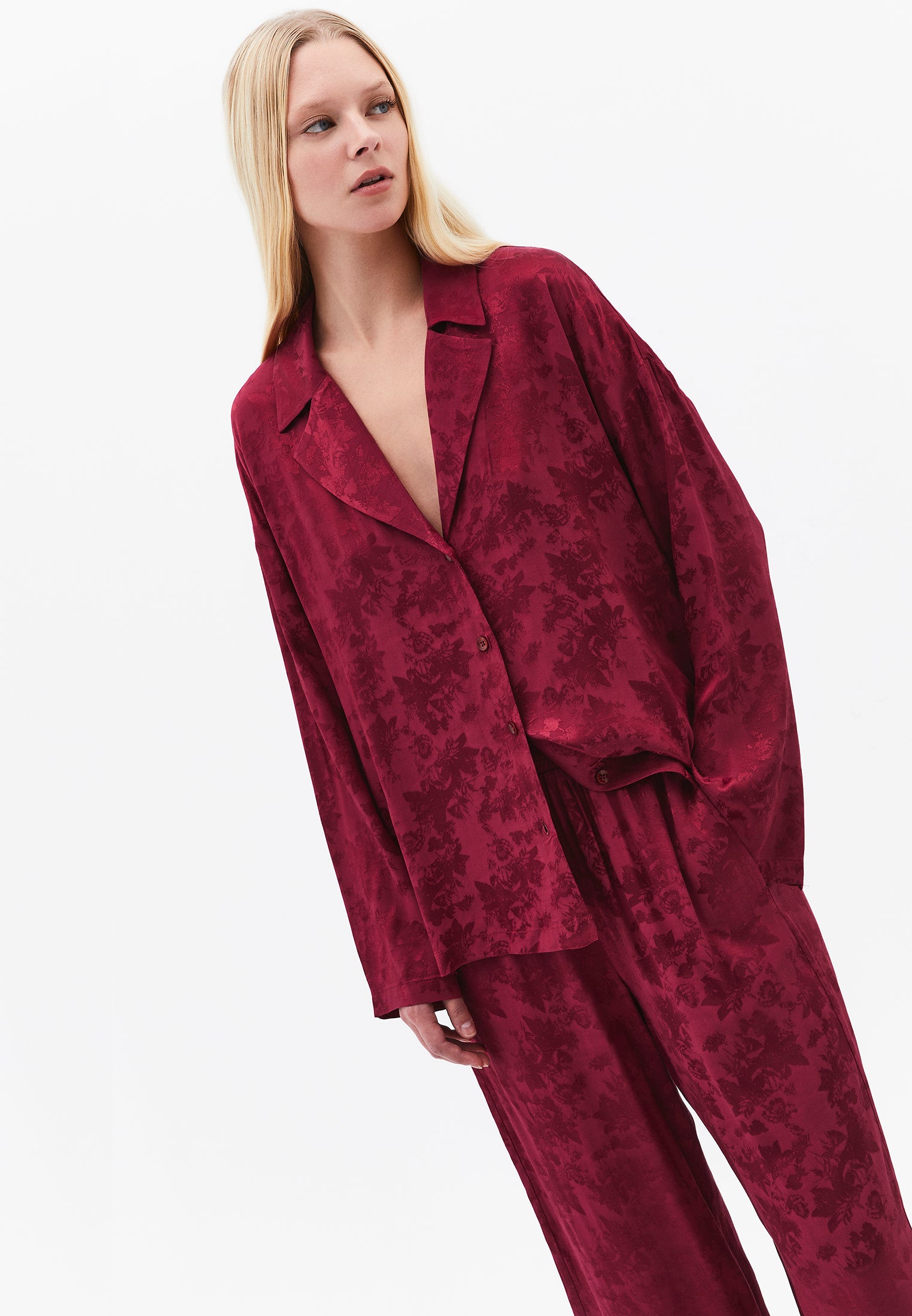 Long Sleeve Oversize Shirt With Button Details - RUMBA RED