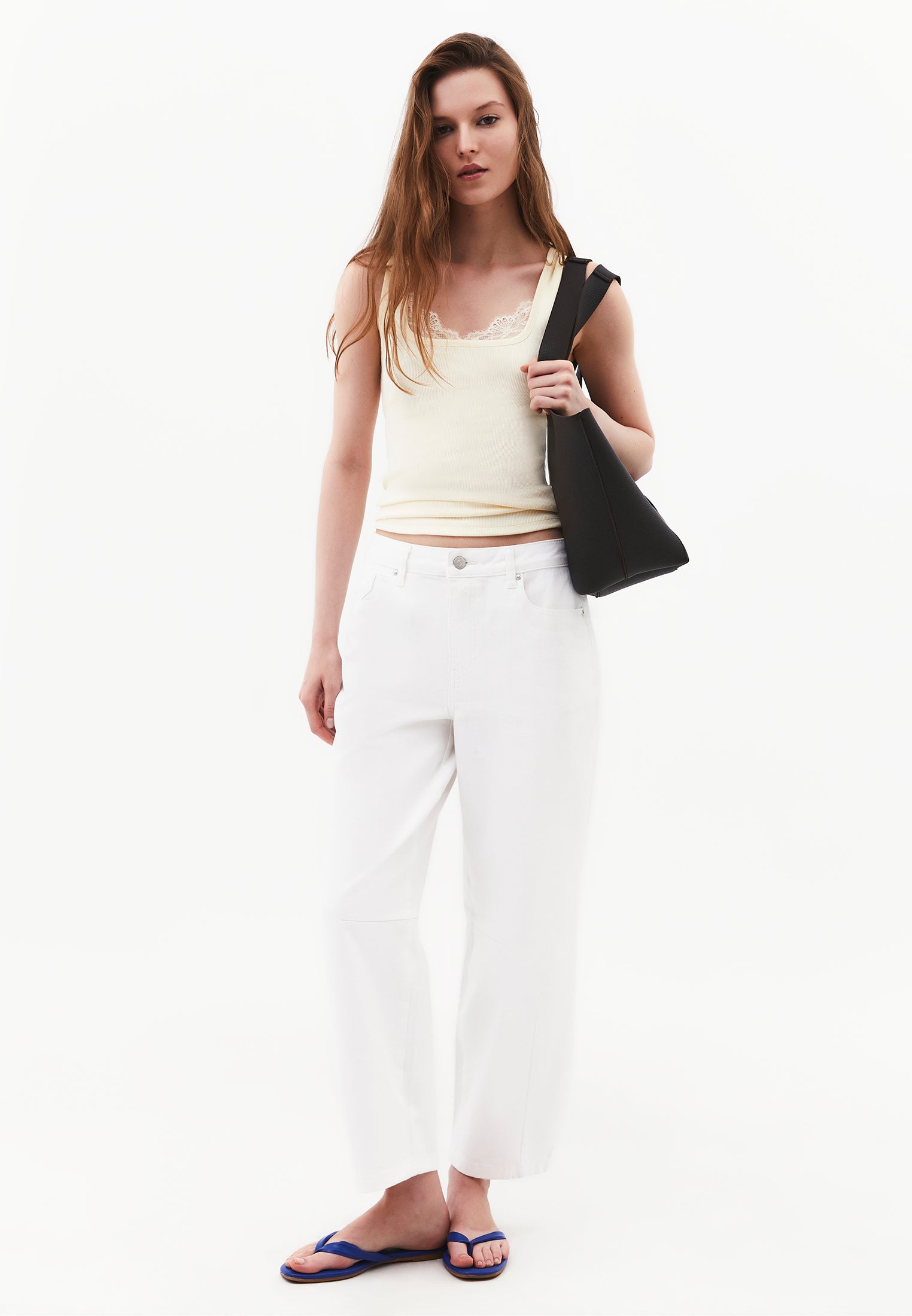 Sleeveless Bodycon Tank Top with Square Neckline - RUTABAGA