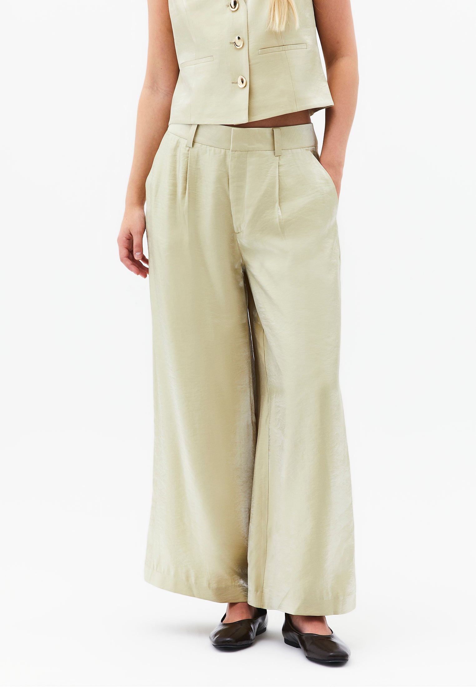 Wide leg pants with belt detail - SAGE GREEN