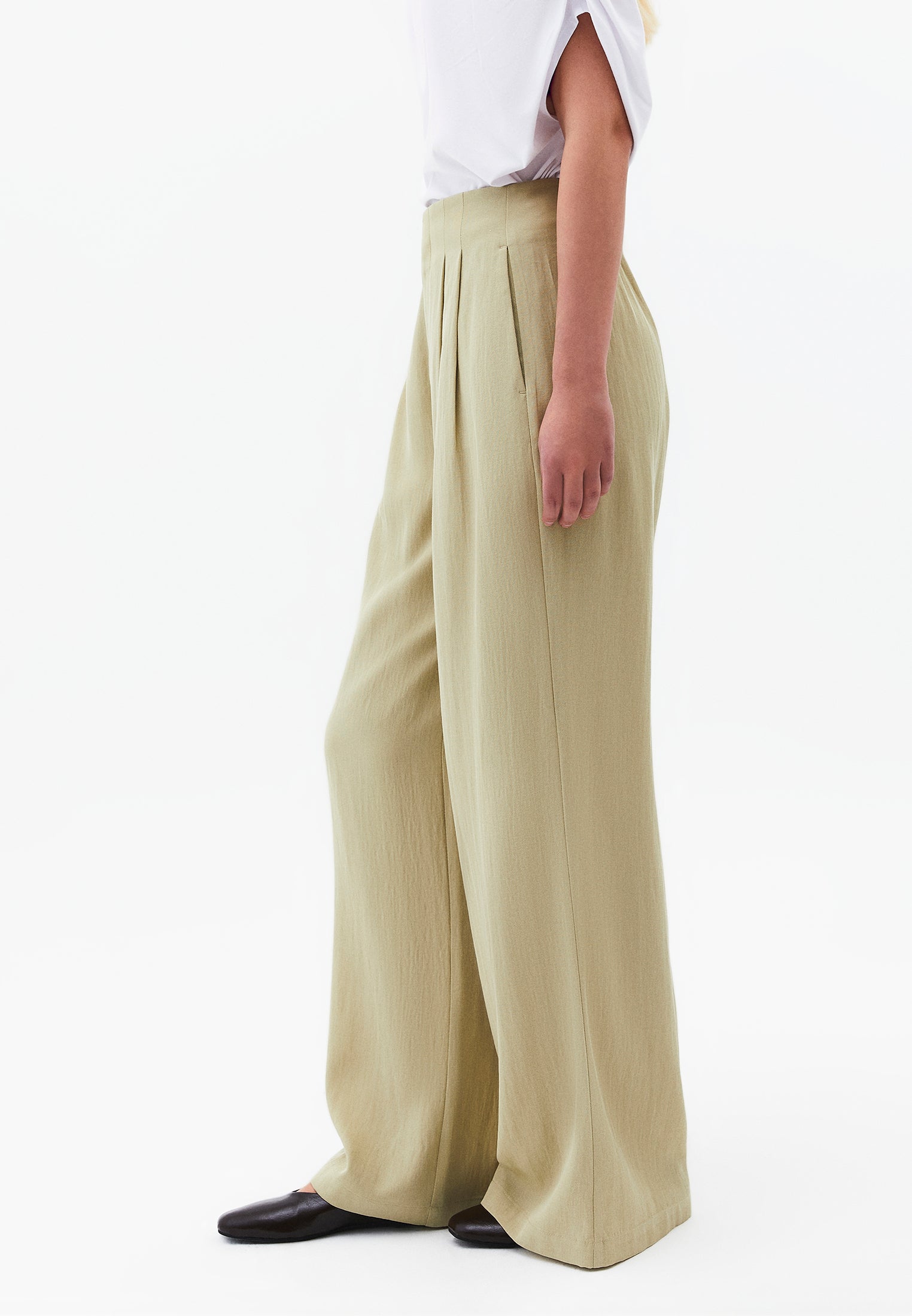 Ultra High Waist Wide Leg Pleated Pants - SAGE GREEN