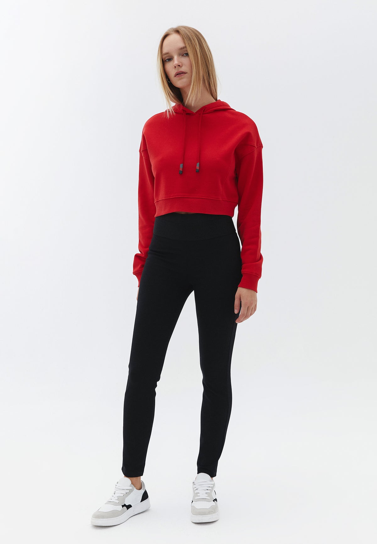 Cut-Out Detailed Crop Sweatshirt - Red