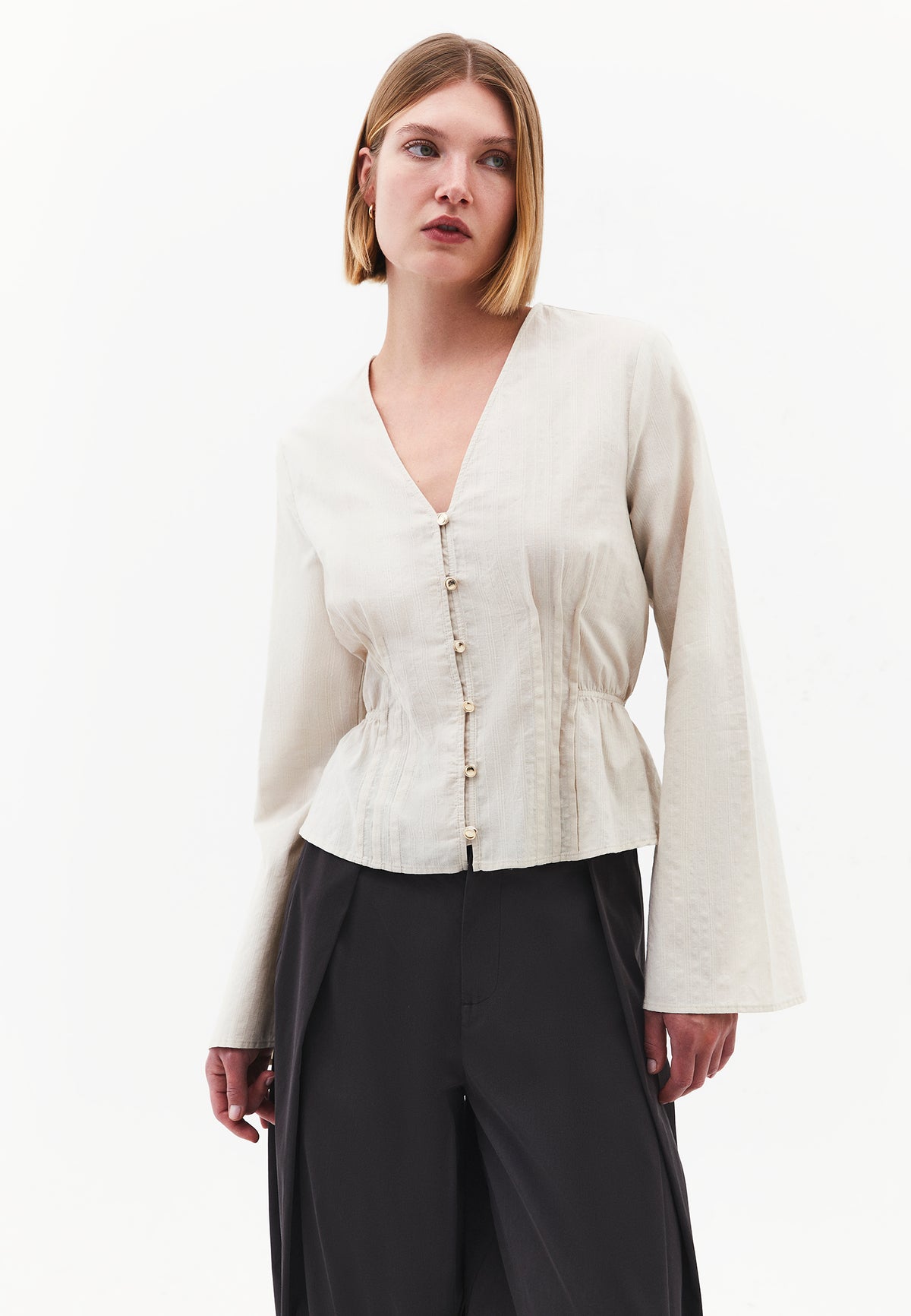 Slim Fit Blouse With Mandarin Collar And Long Sleeves - Cream