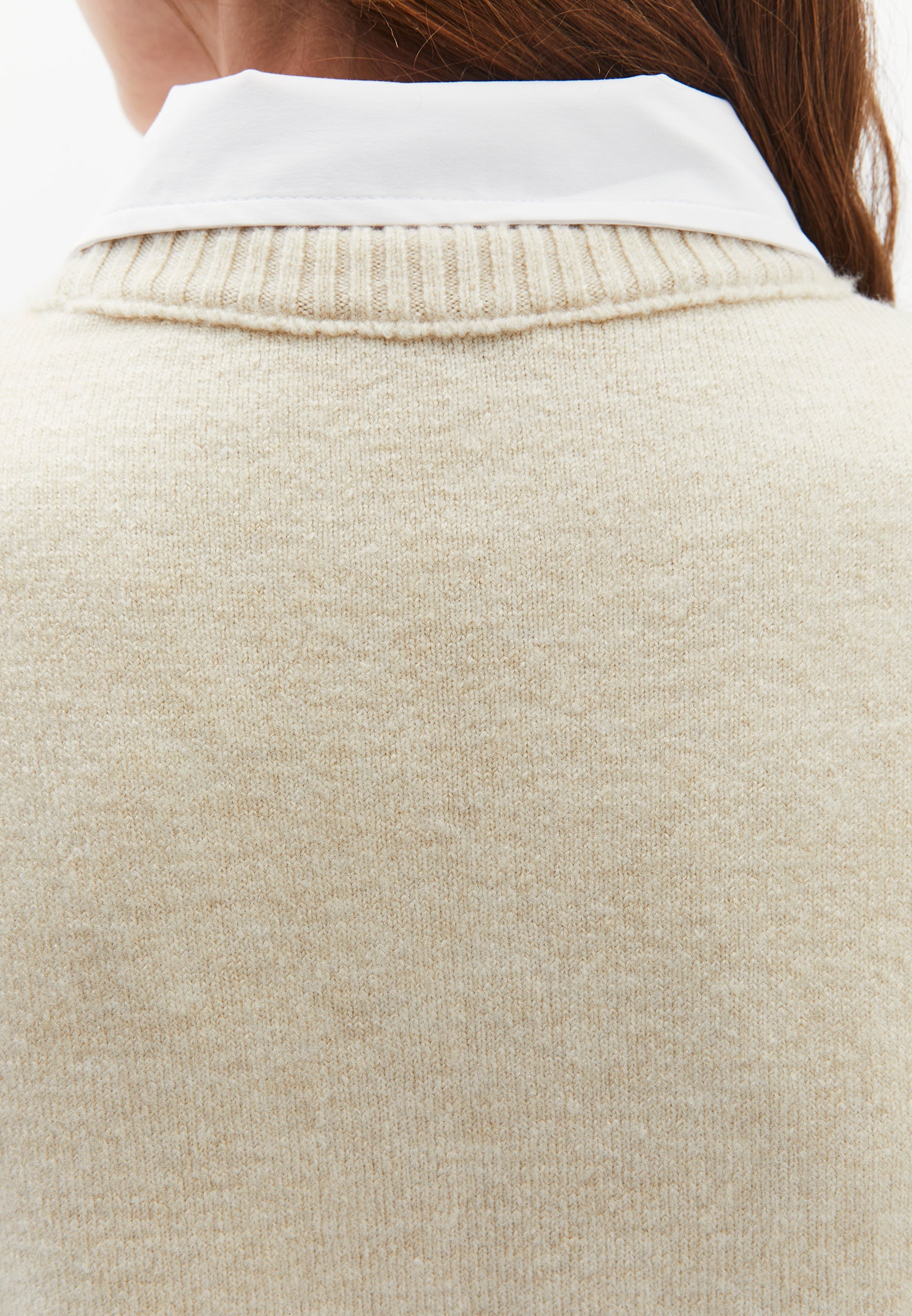 CREW NECK VEST - SILVER BIRCH