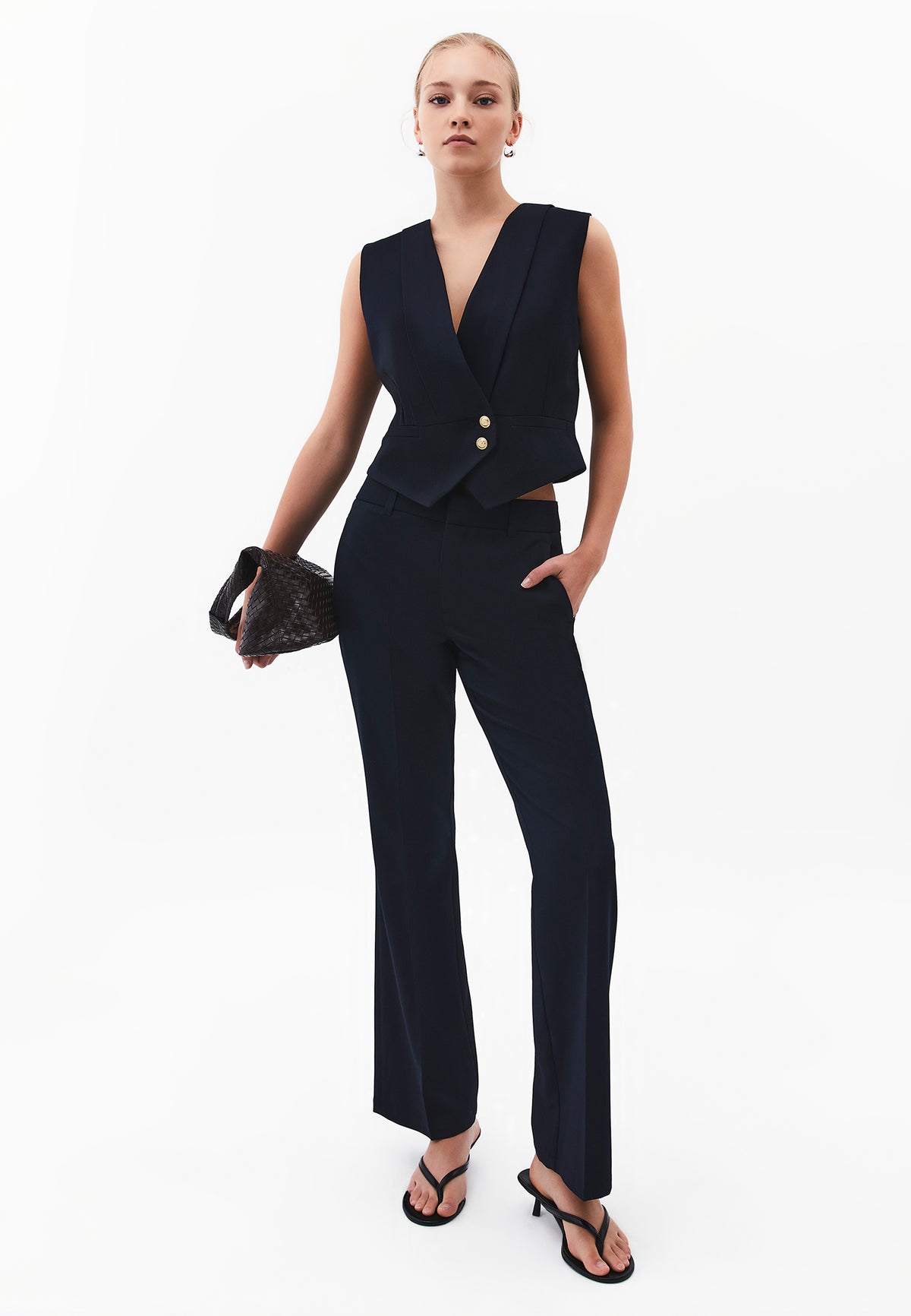 Sleeveless V-Neck Vest - SKY CAPTAIN