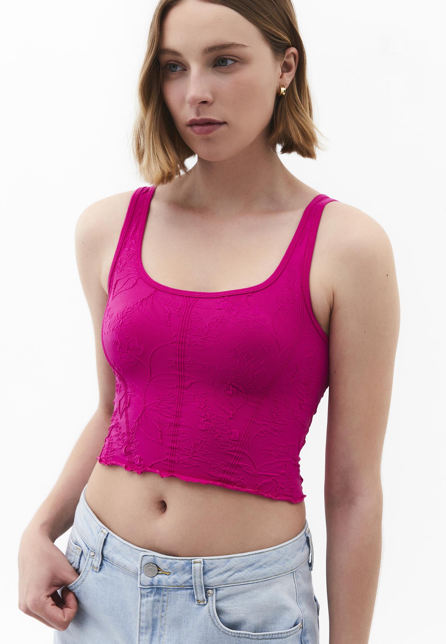 U Neck Sleeveless Cropped Bodycon Tank Top - VERY BERRY