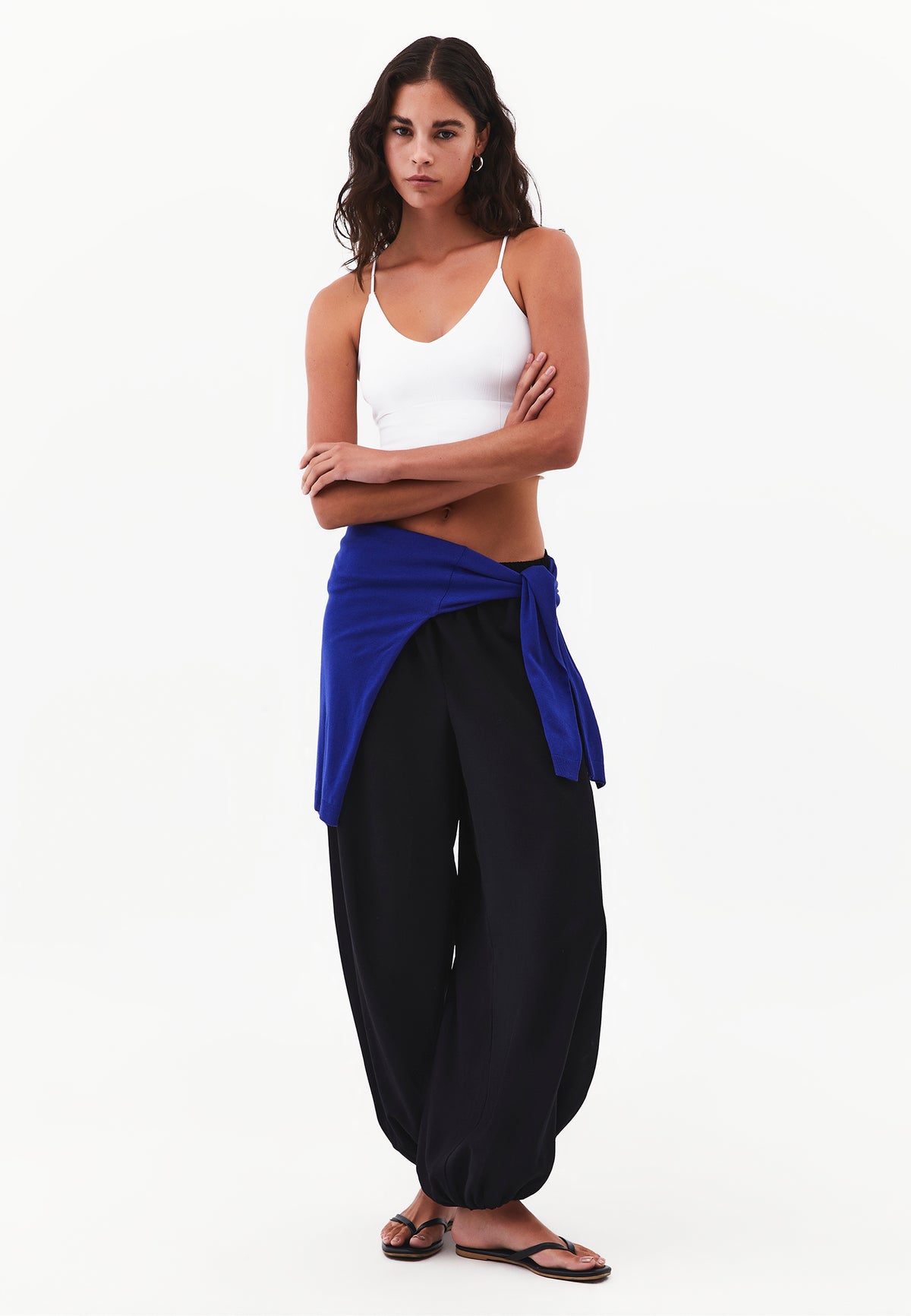 V-Neck Cropped Top - WHITE