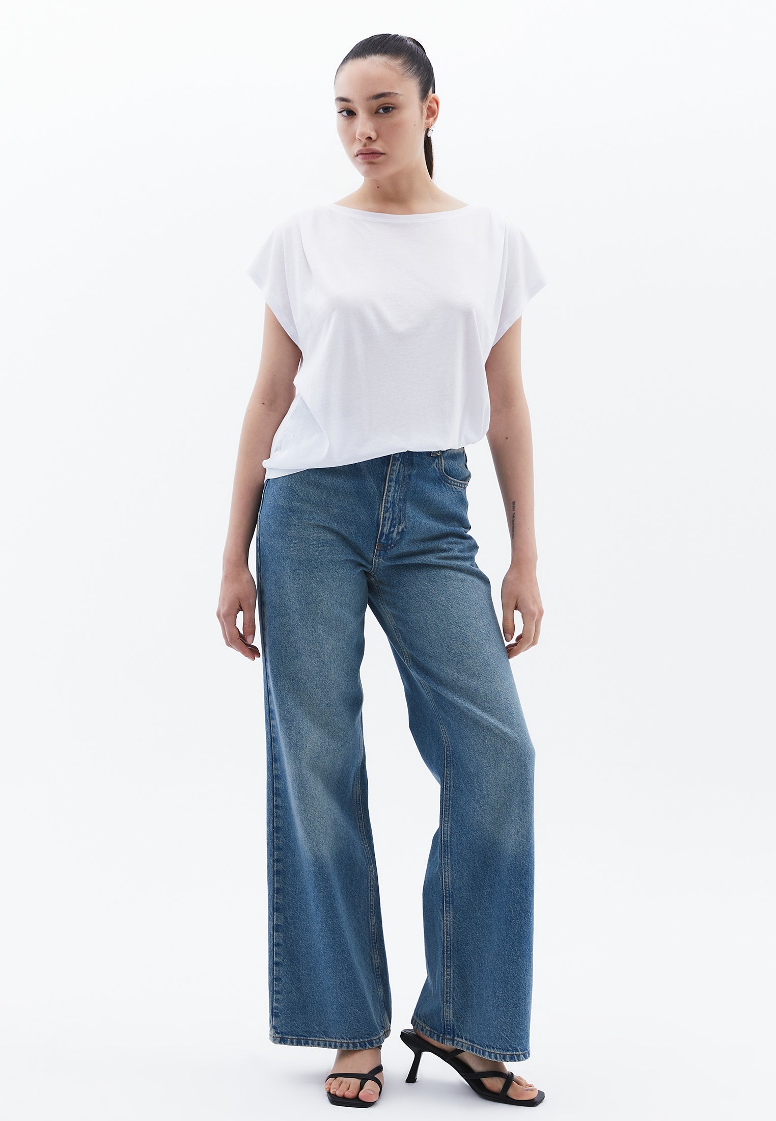 Boat Neck T-Shirt - WHITE