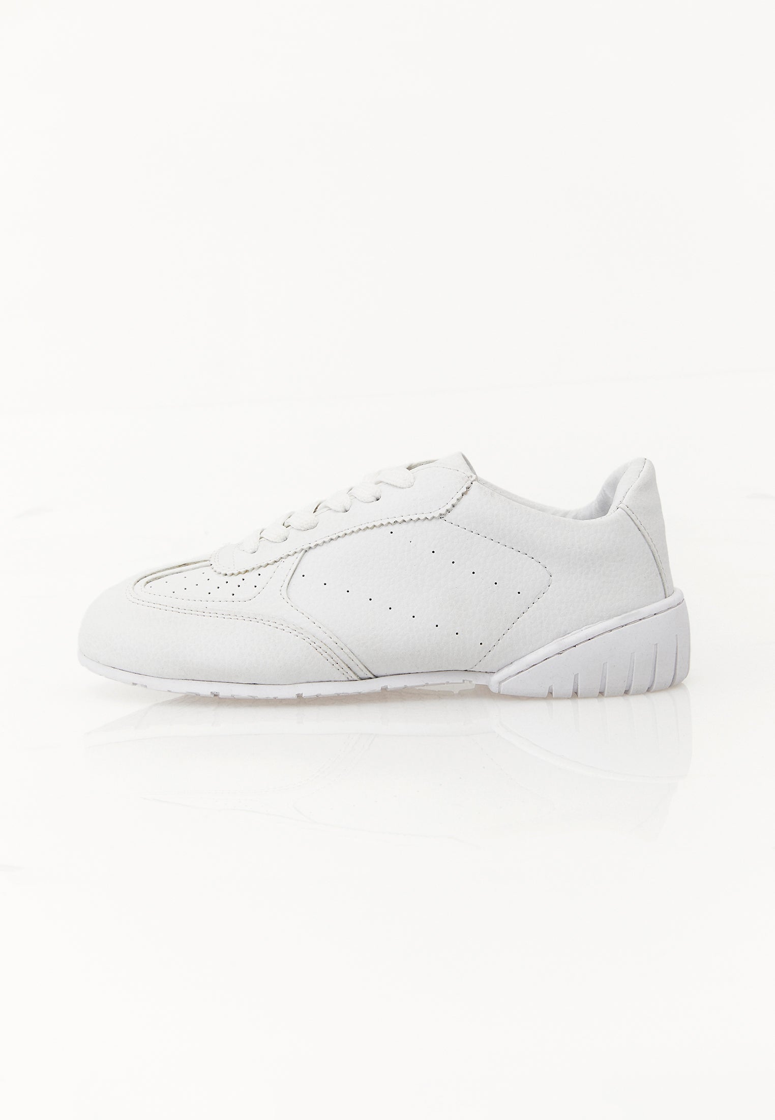 Daily Women's Shoes - WHITE