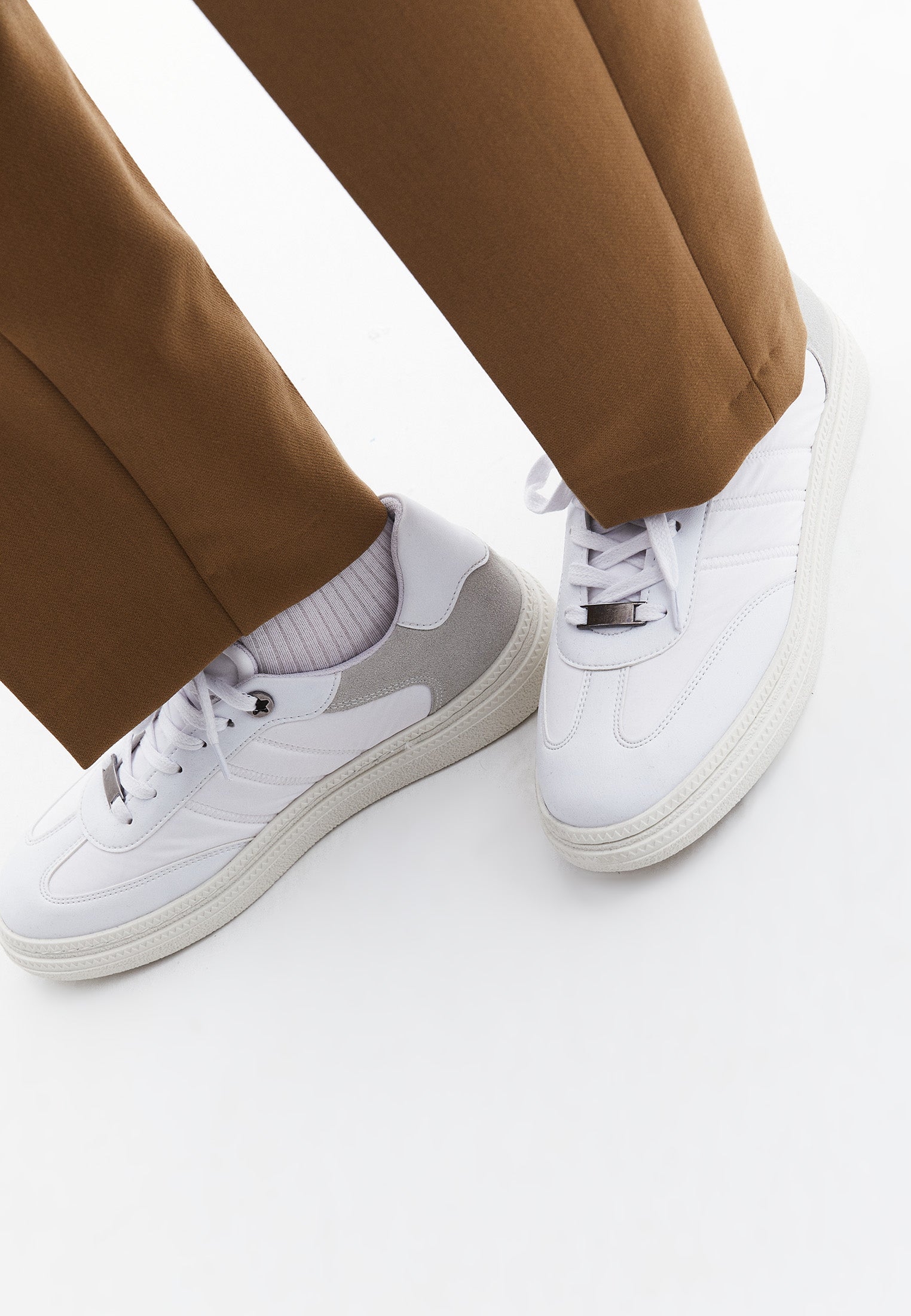 Shoe - WHITE