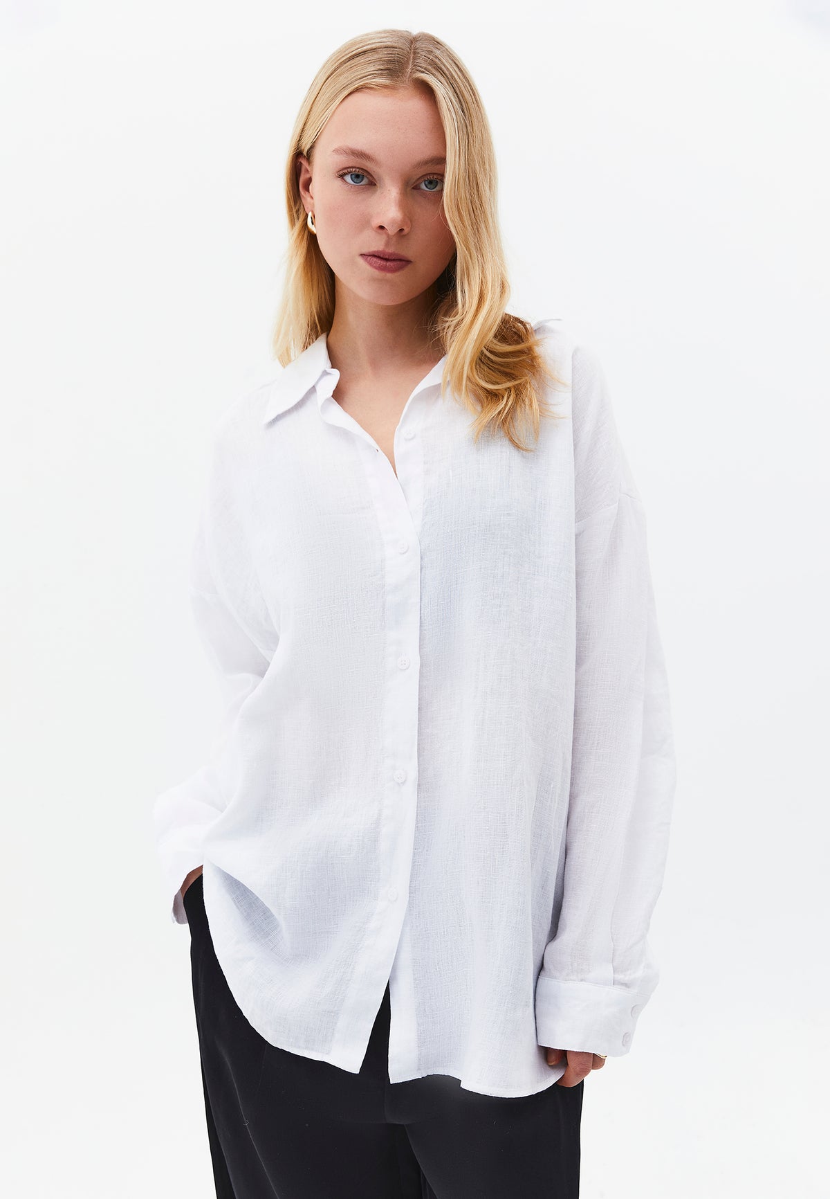 Oversize Shirt Collar Long Shirt - White