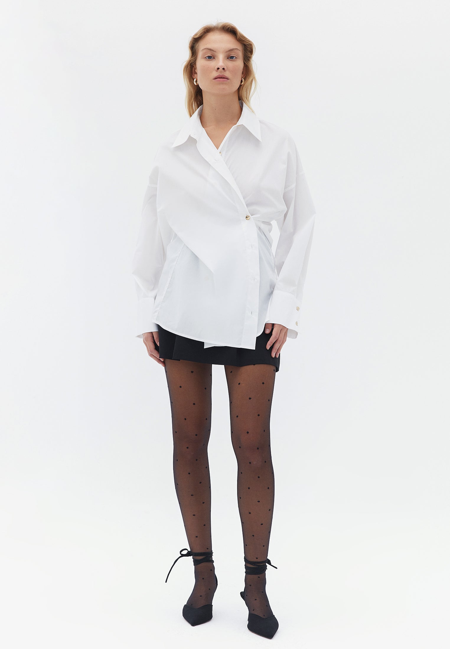 قميص كبير الحجم بتفاصيل شق - أبيض