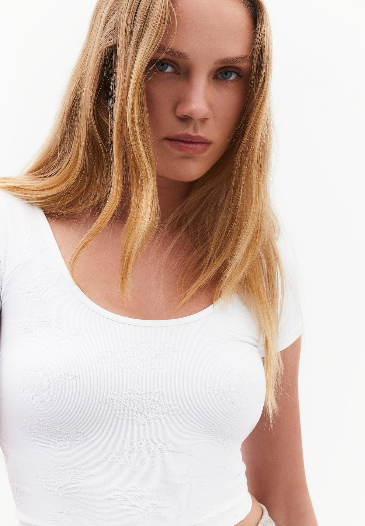 Wide Neck Short Sleeve Bodycon T-Shirt - White