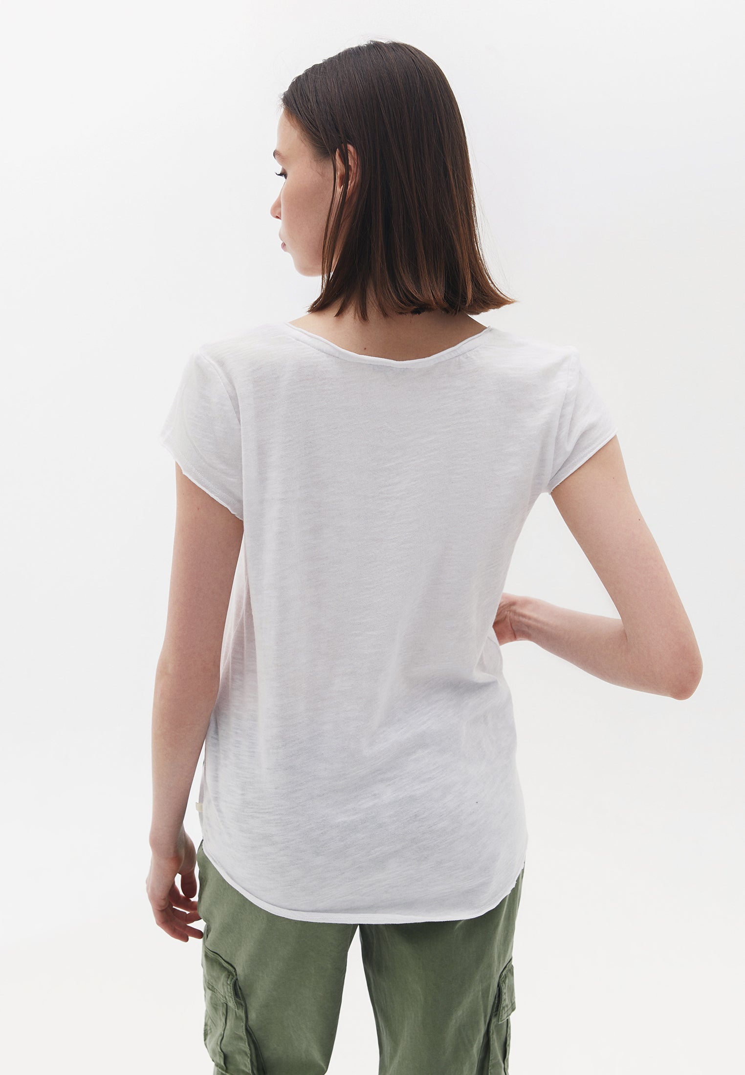 Sleeveless v neck t shirt - WHITE