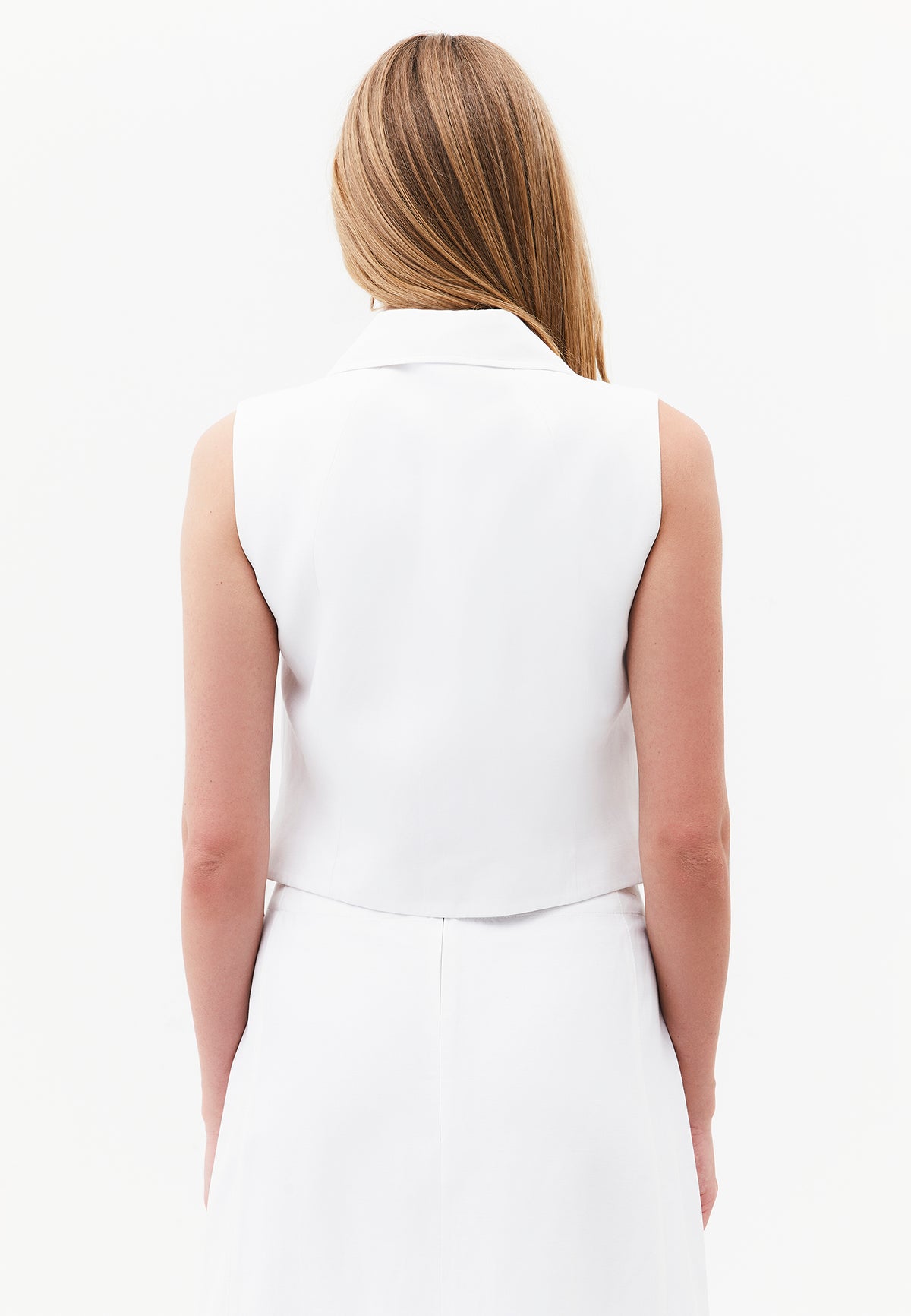 Vest With Shirt Collar And Standard Button Details - White