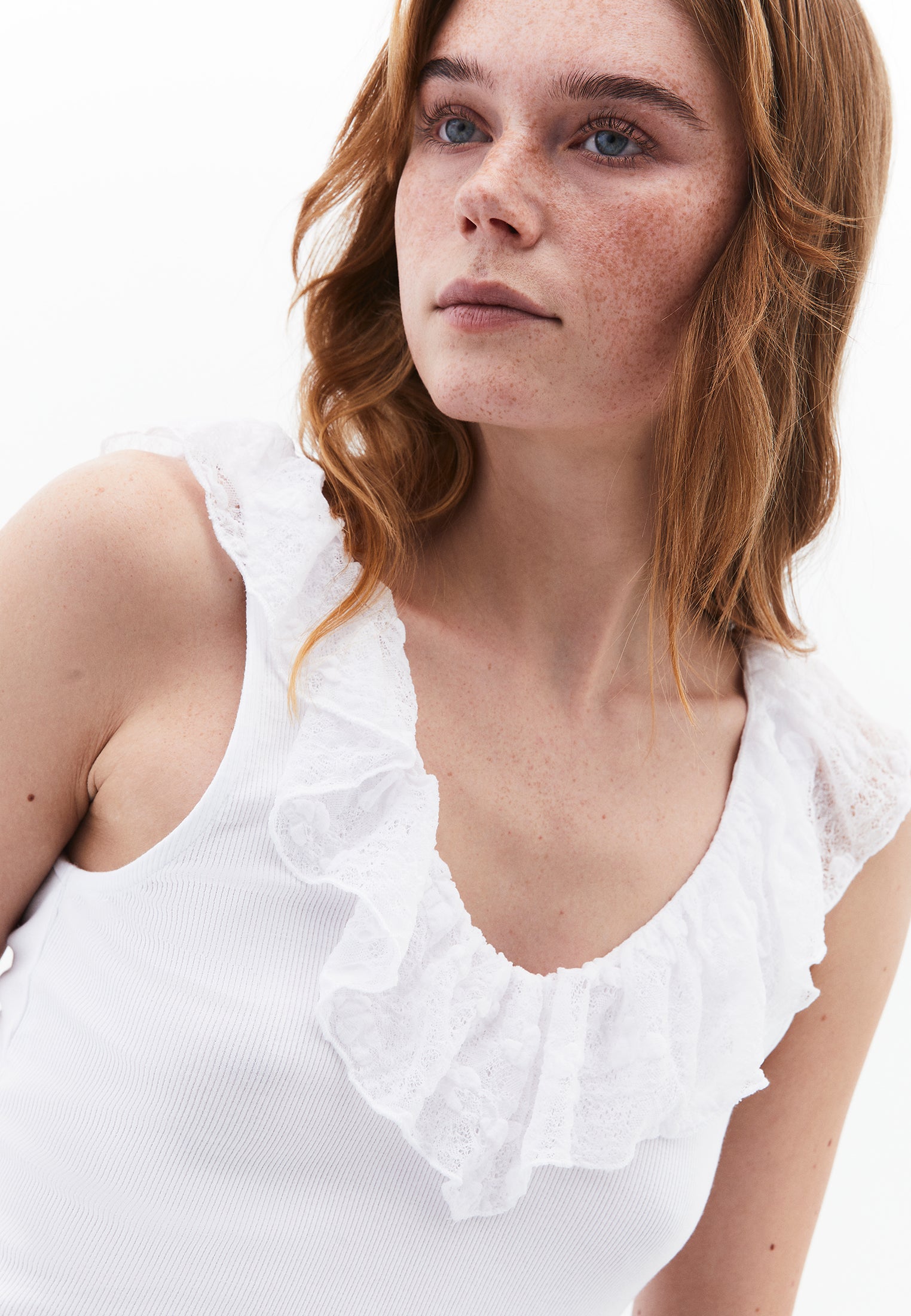 V Neck Frilled Tank Top - WHITE
