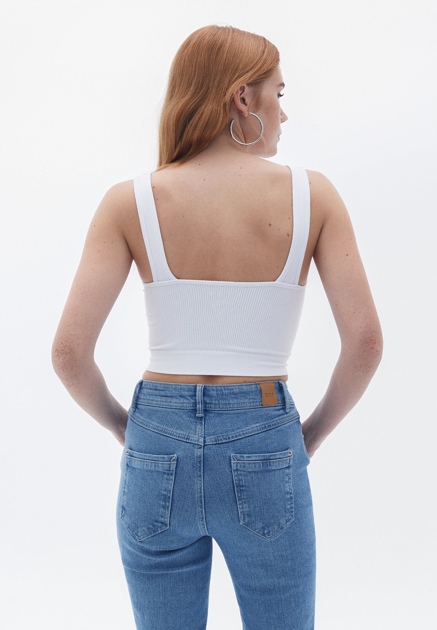 V neck sleeveless tank top - WHITE