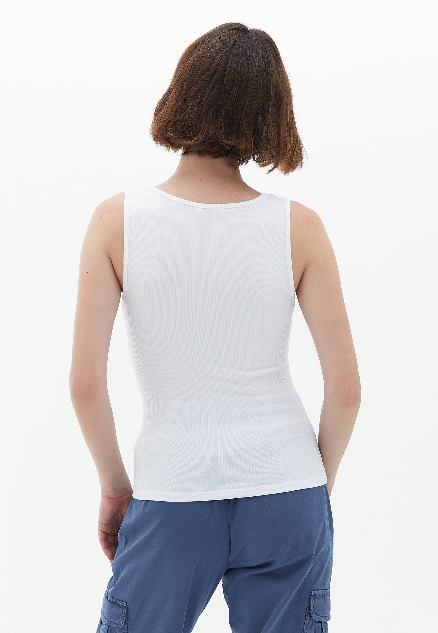 SLEEVELESS TOP WITH U NECKLINE - WHITE