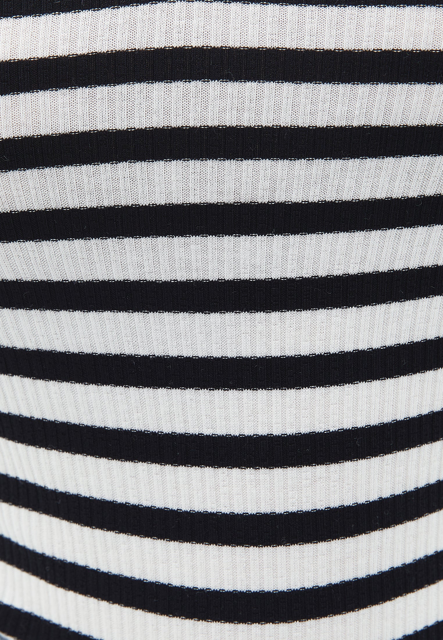 U NECK TANK TOP - BLACK/WHITE